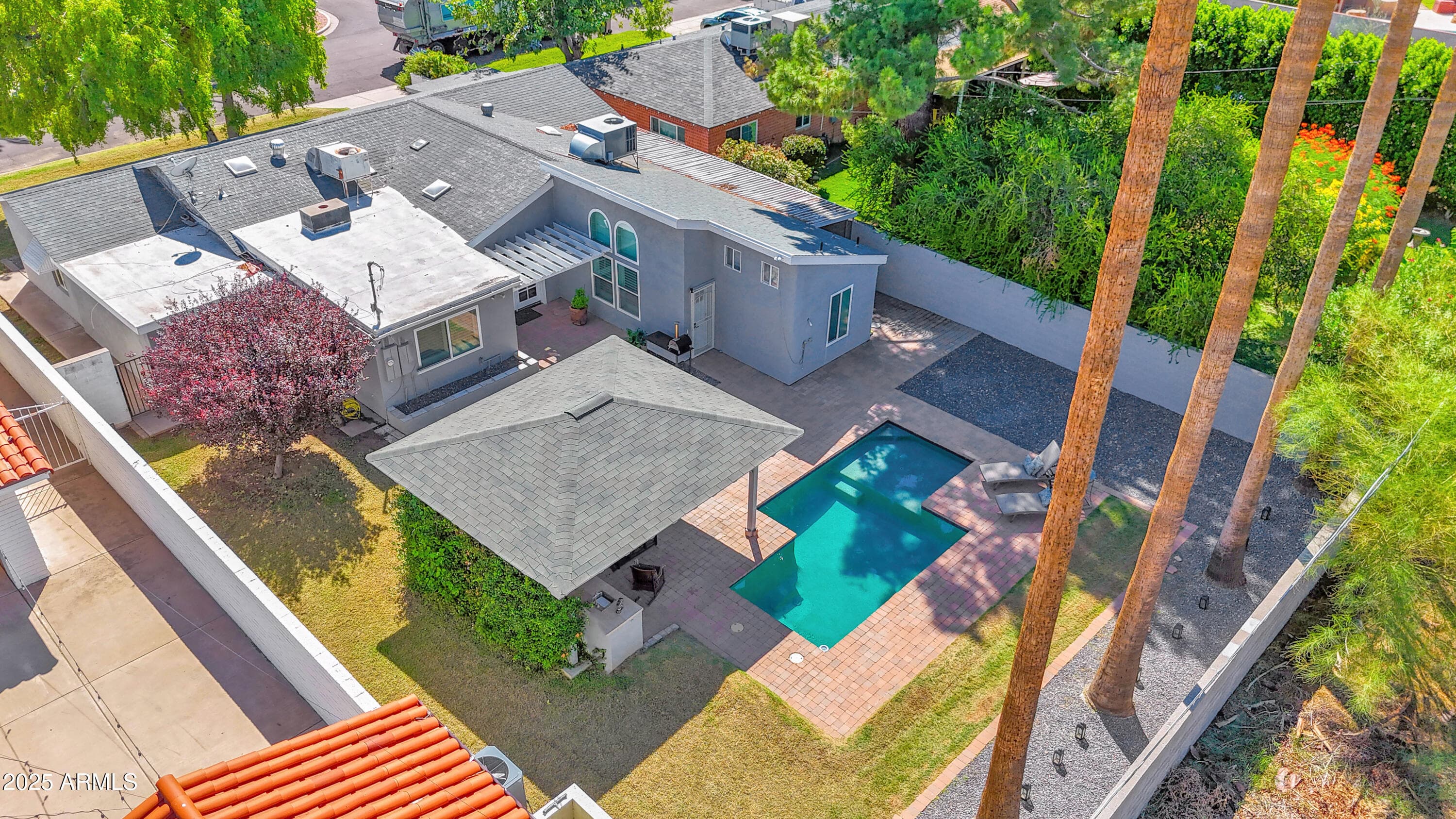 1704 E Solano Dr — photo 47