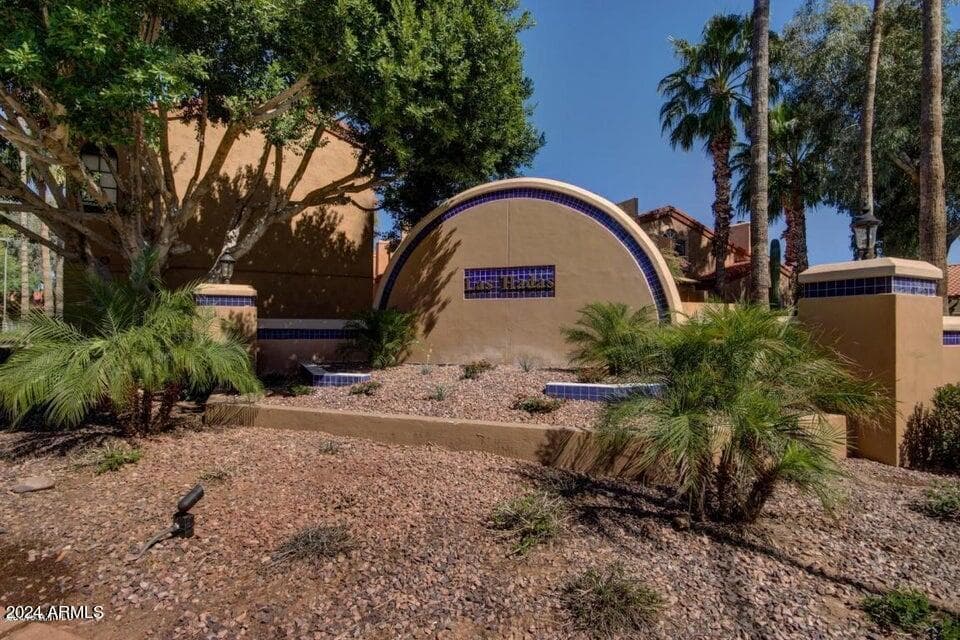 5640 E Bell Rd 1031 — photo 23