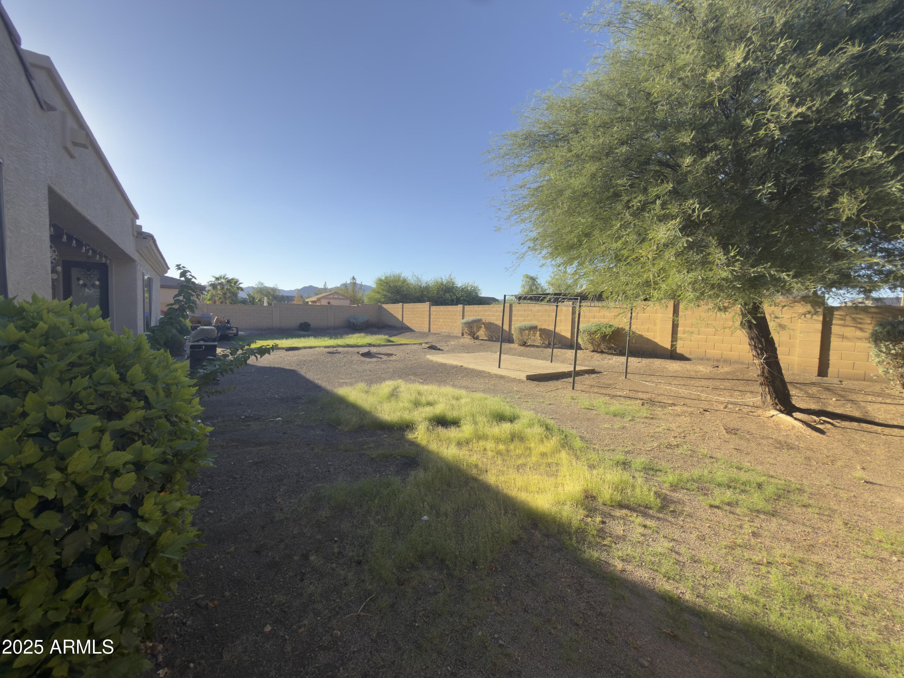 18614 W Marshall Ave — photo 50