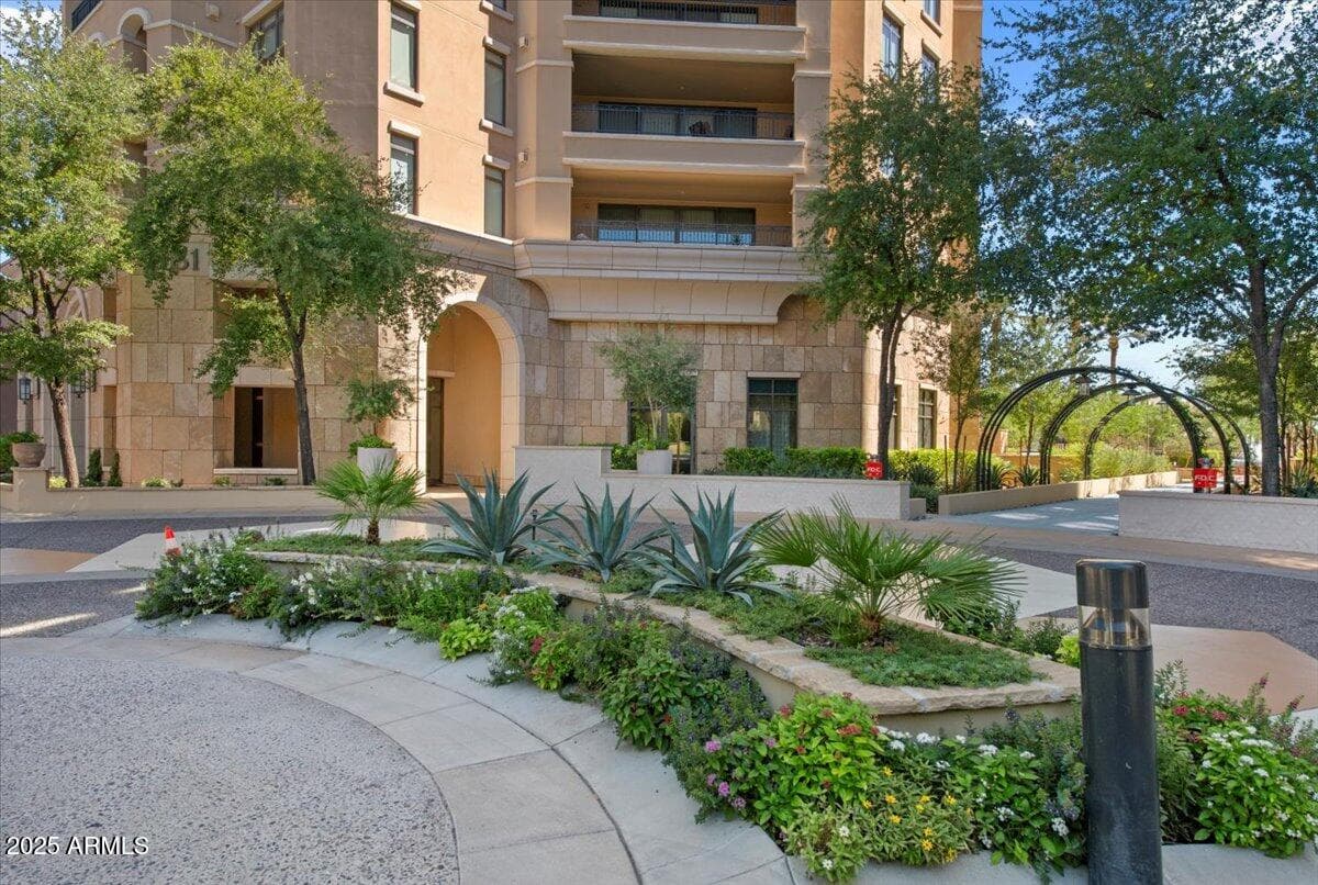 7181 E Camelback Rd 301 — photo 22