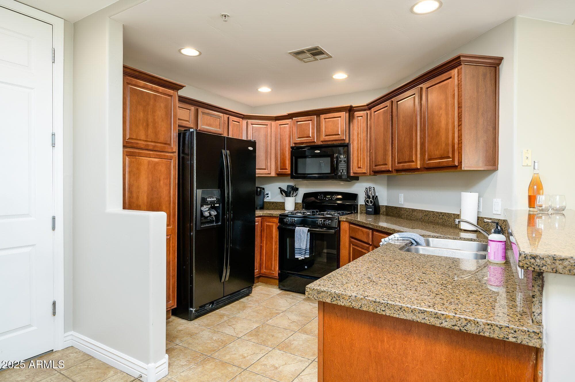 5450 E DEER VALLEY DR - Photo 5
