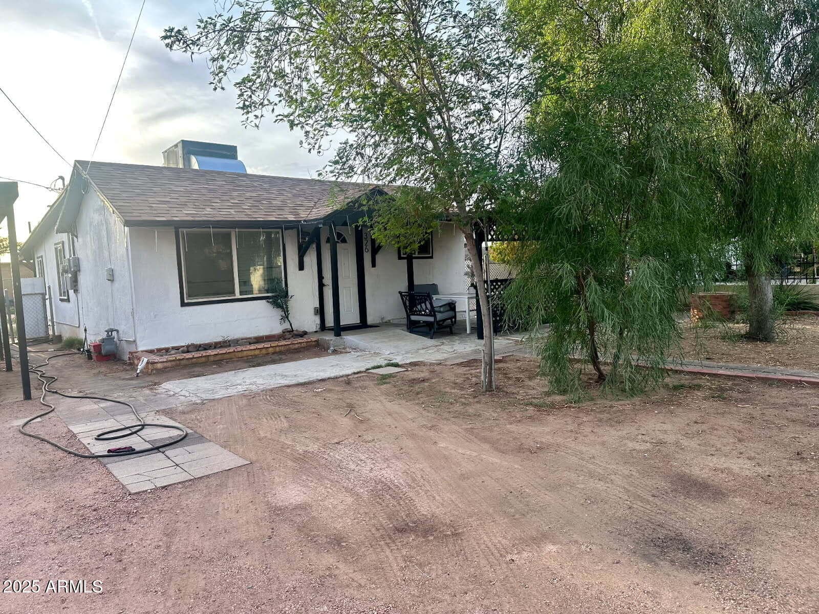 326 N 39th N Dr — photo 1