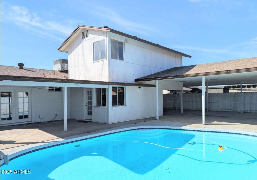 2248 W Columbine Dr — photo 1