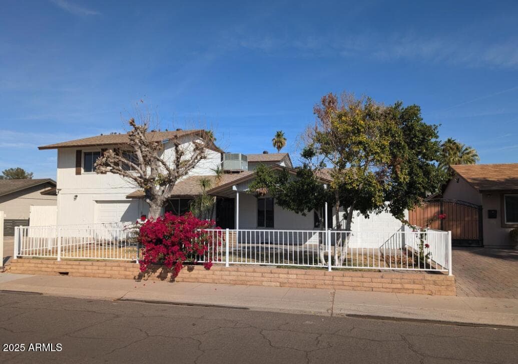 2248 W Columbine Dr — photo 2