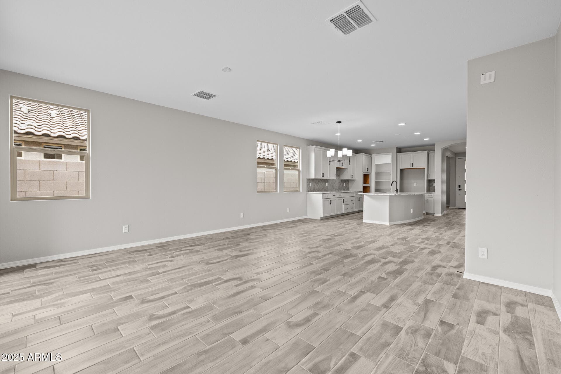 34942 N HAWLEY DR - Photo 4