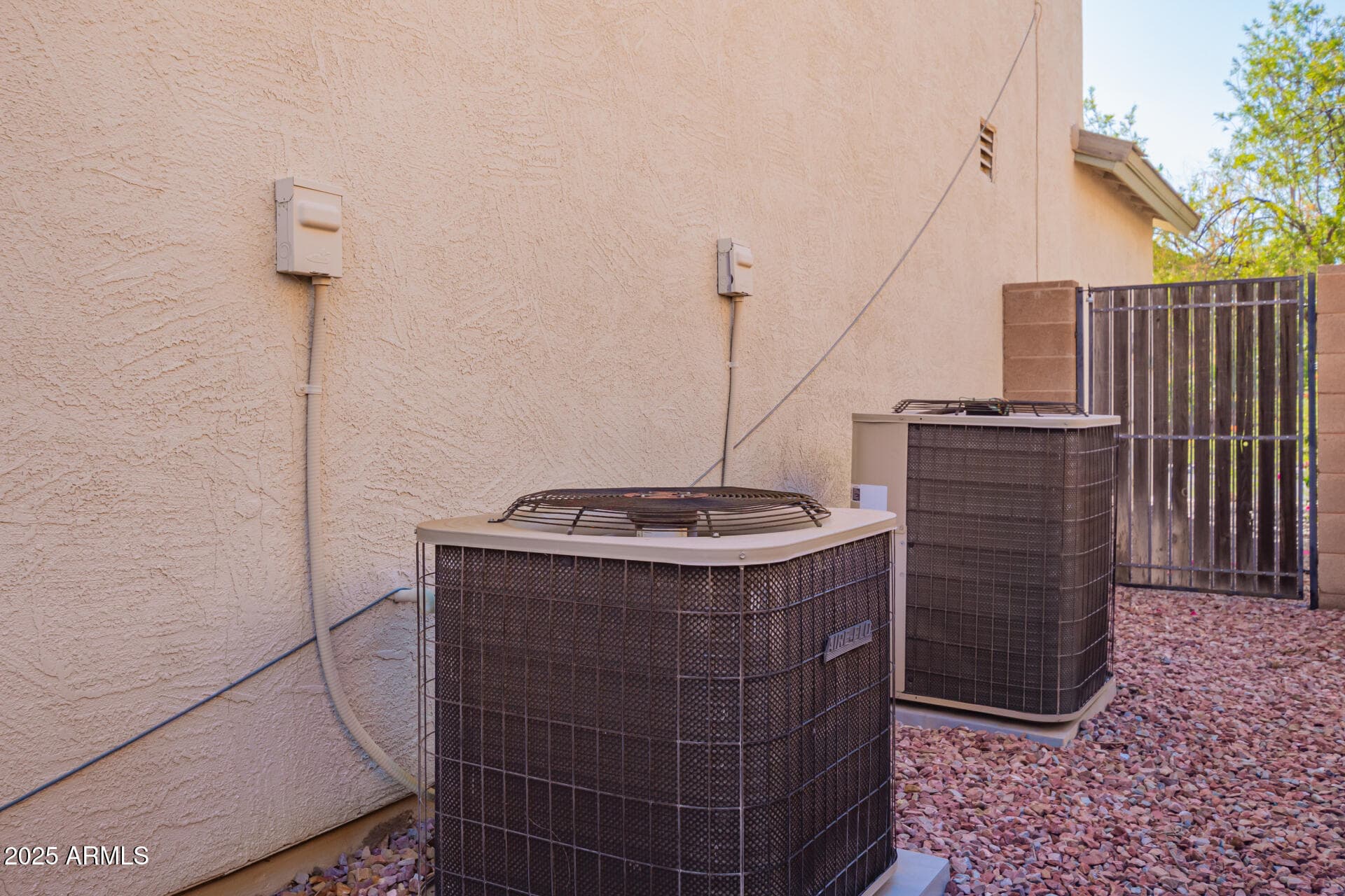 7503 S 45th Dr — photo 38