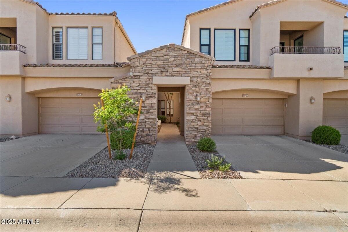 7445 E EAGLE CREST DR - Photo 2