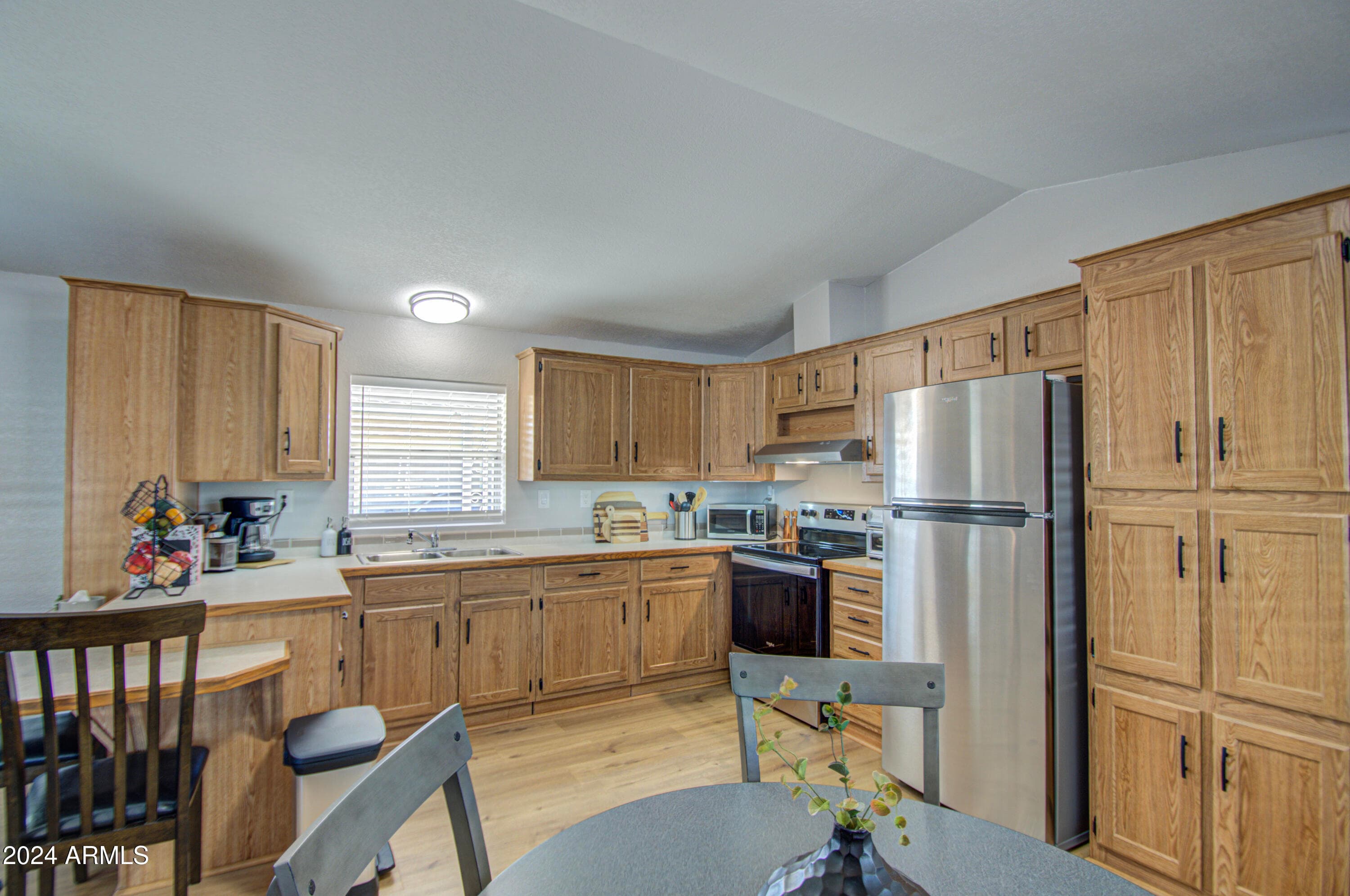 2208 W BASELINE AVE - Photo 3