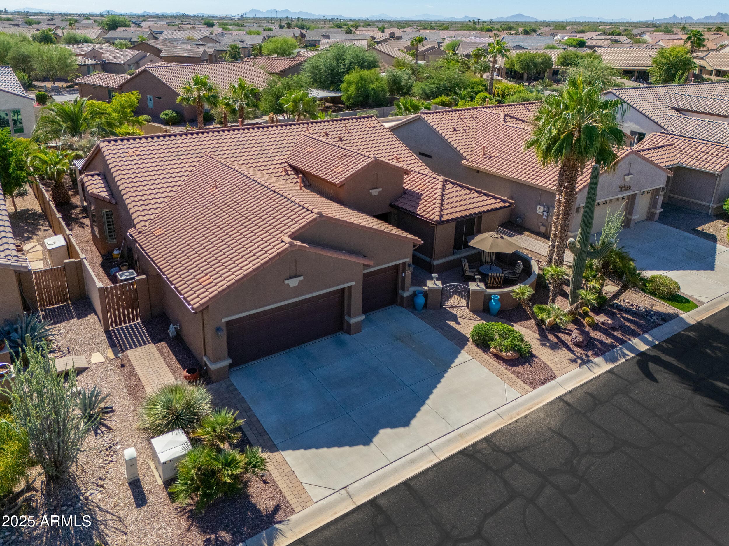 4757 W Nogales Way — photo 2
