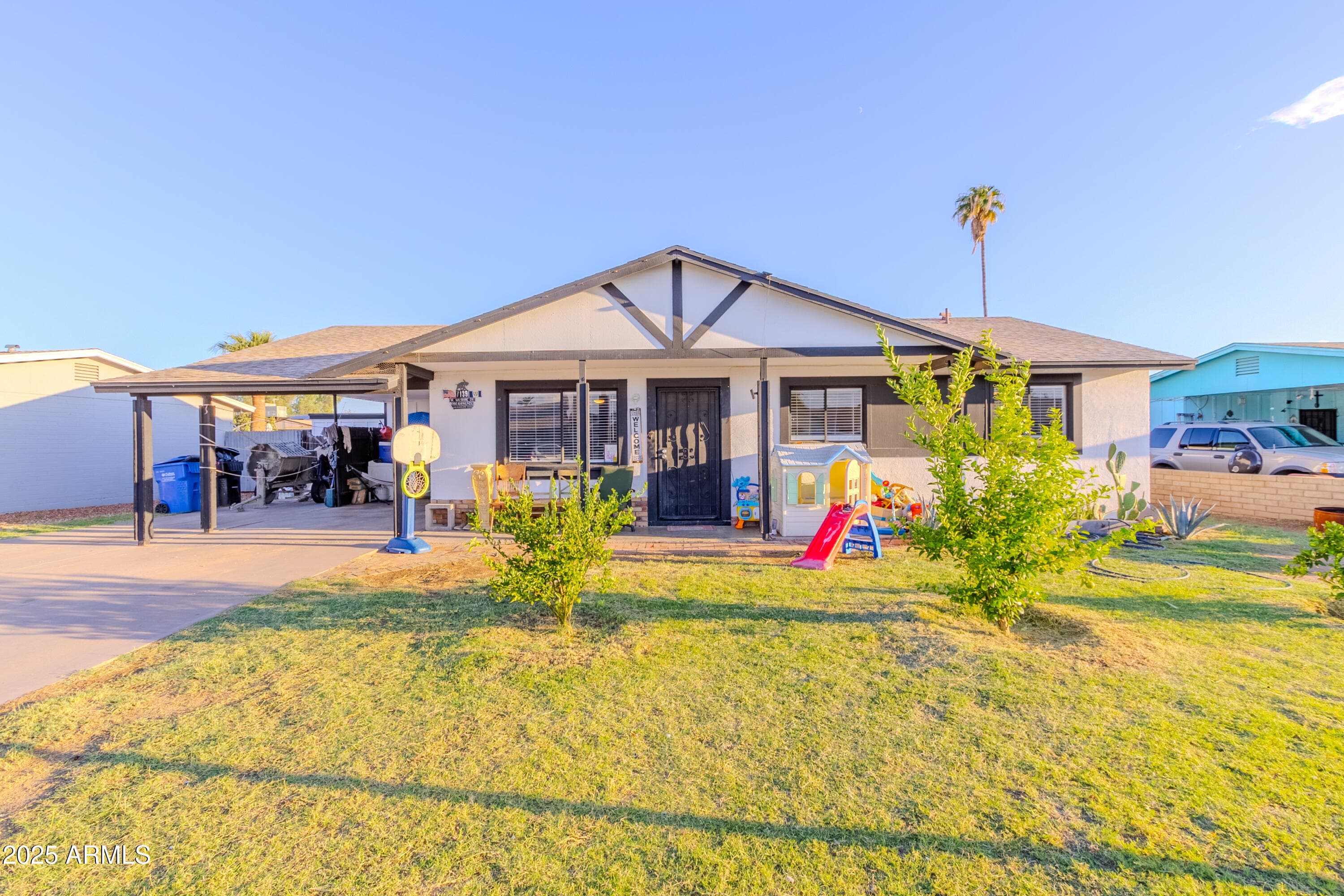 7139 W Wilshire Dr — photo 1