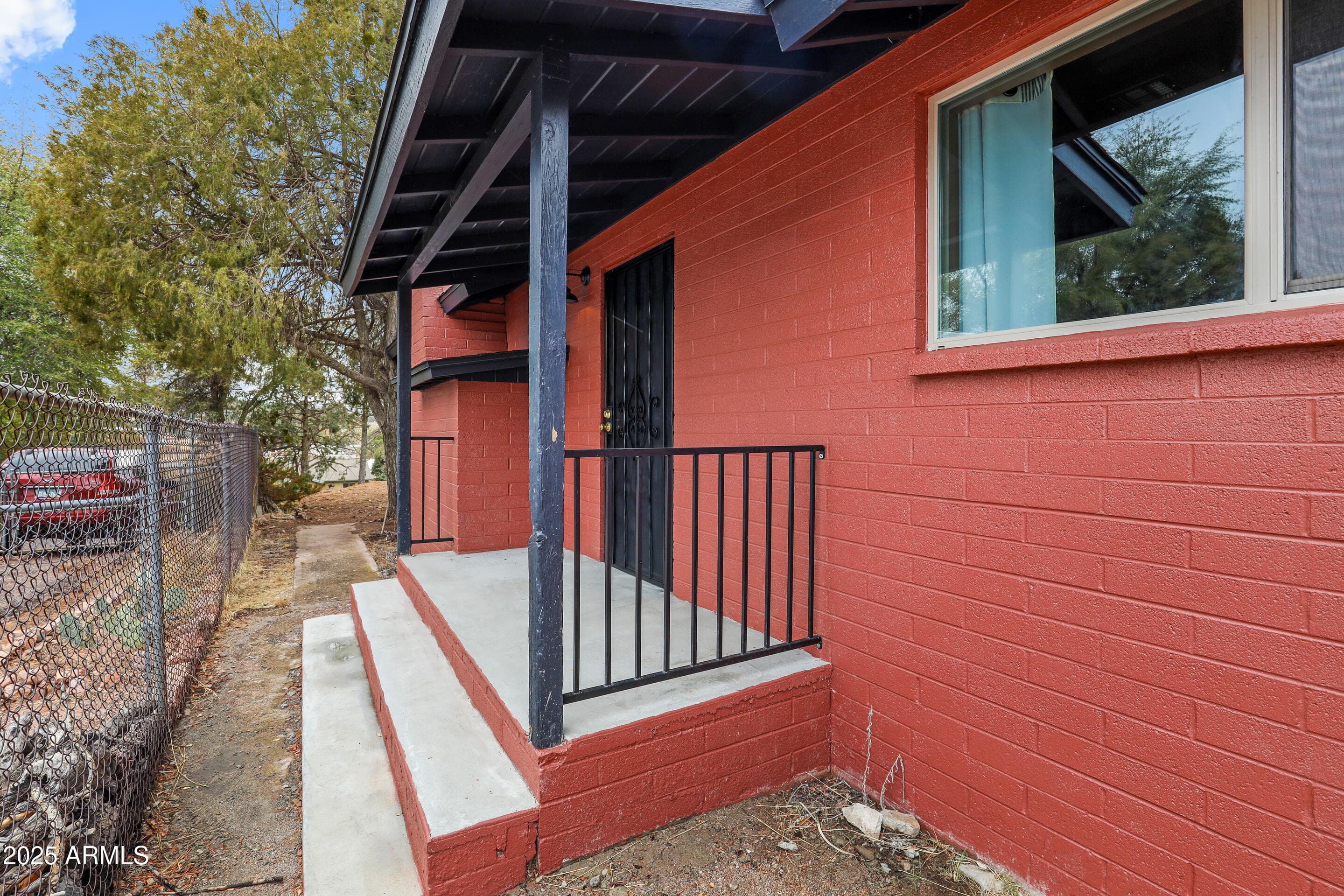 404 W Frontier St — photo 39