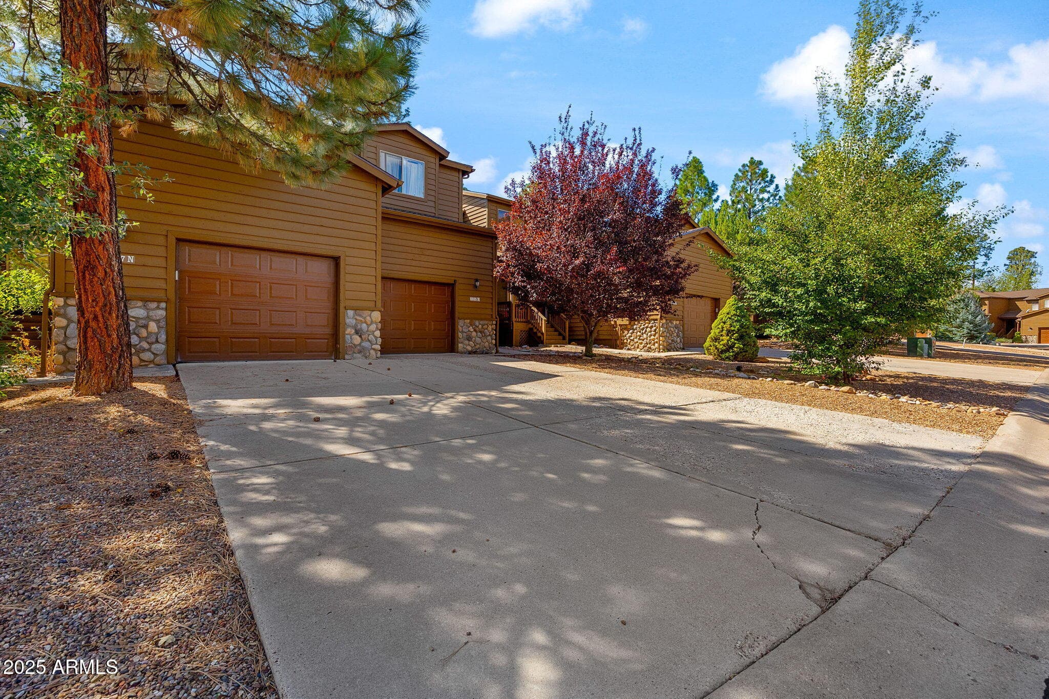 6935 N STARLIGHT RIDGE PARKWAY - Photo 2