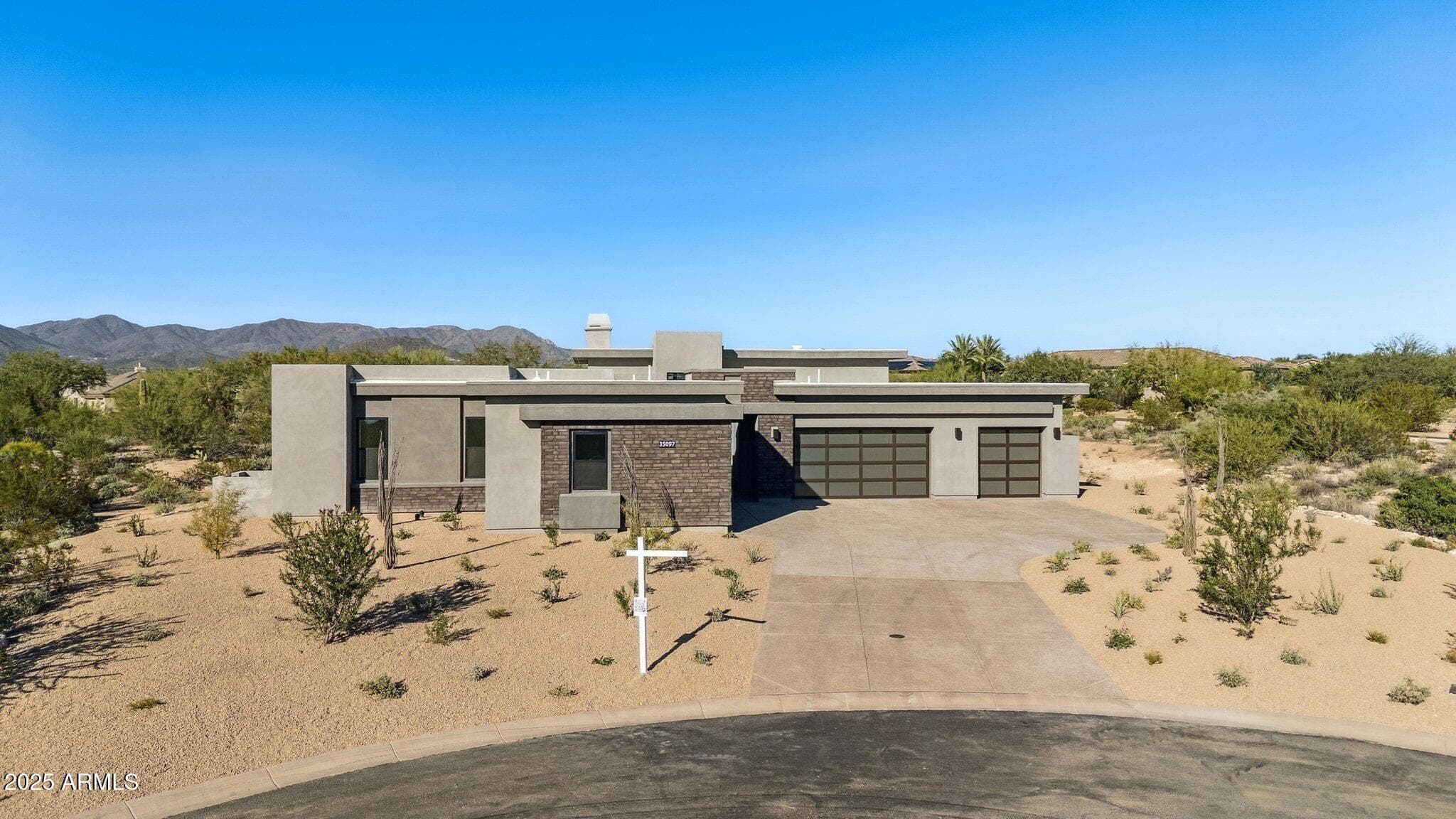 35097 N 83rd Pl — photo 1