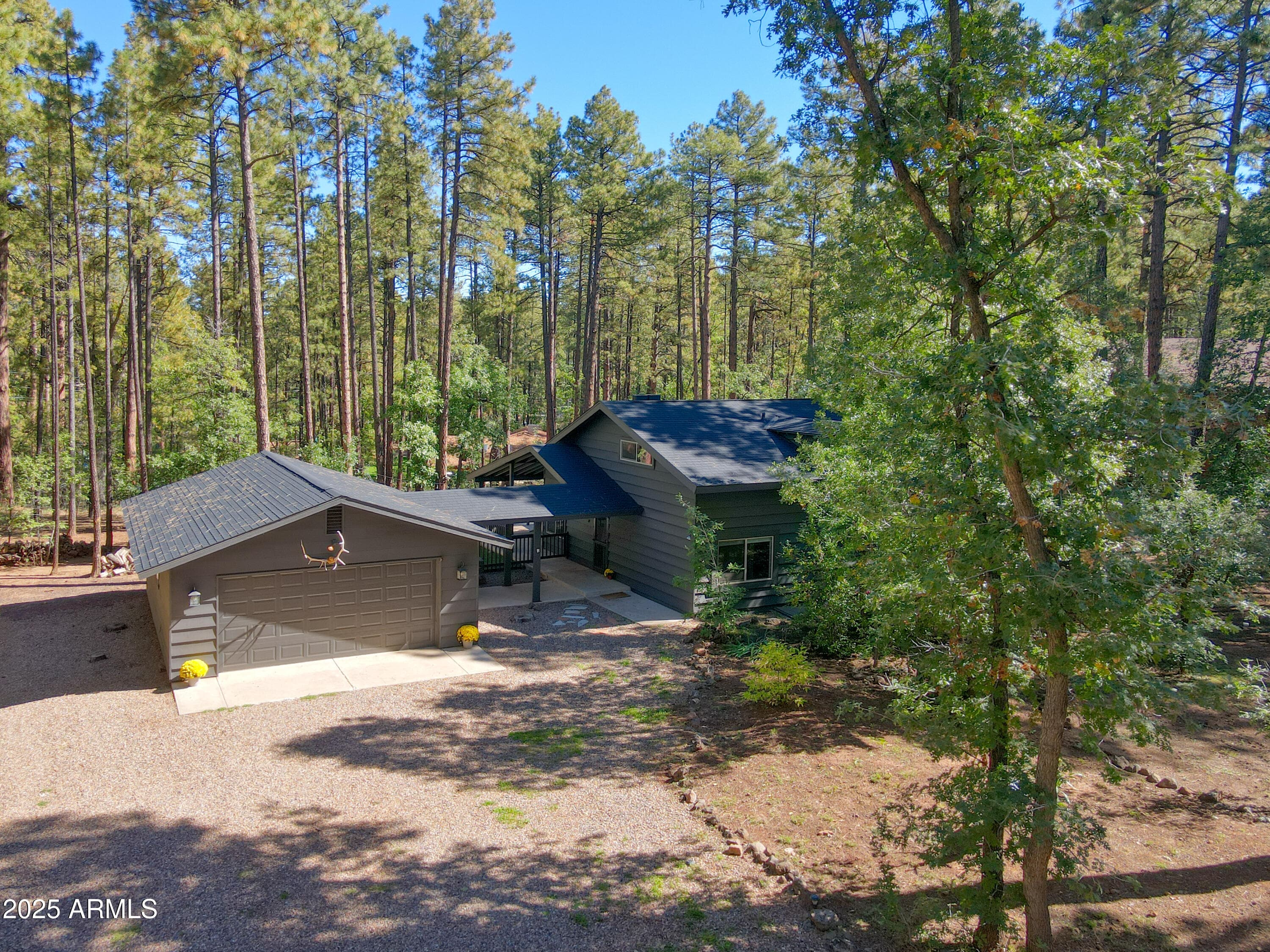 3680 Woodpecker Ln — photo 2