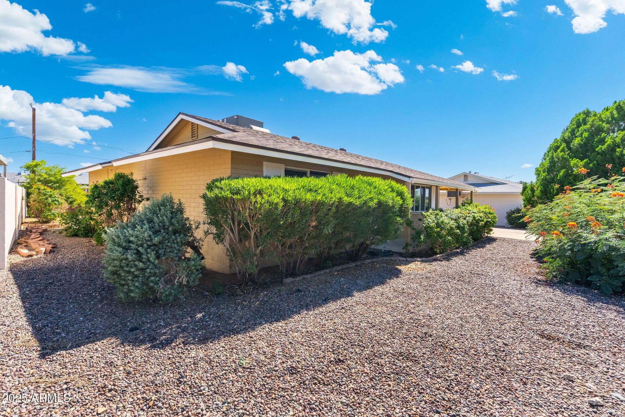 10351 W PINEHURST DR - Photo 3