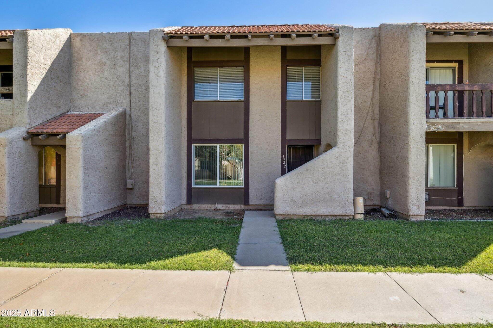 5742 N 43RD DR - Photo 3