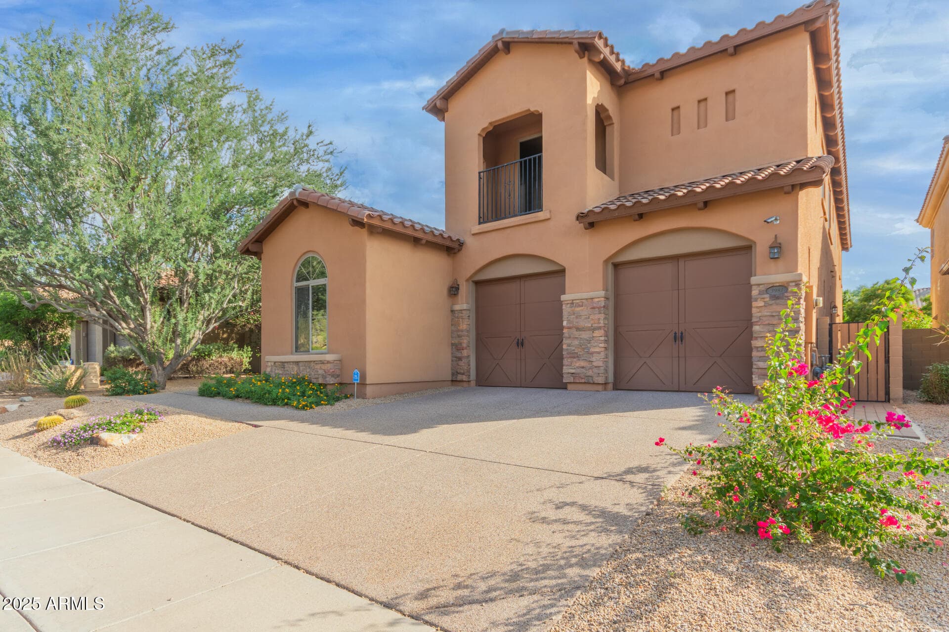 3981 E Navigator Ln — photo 2