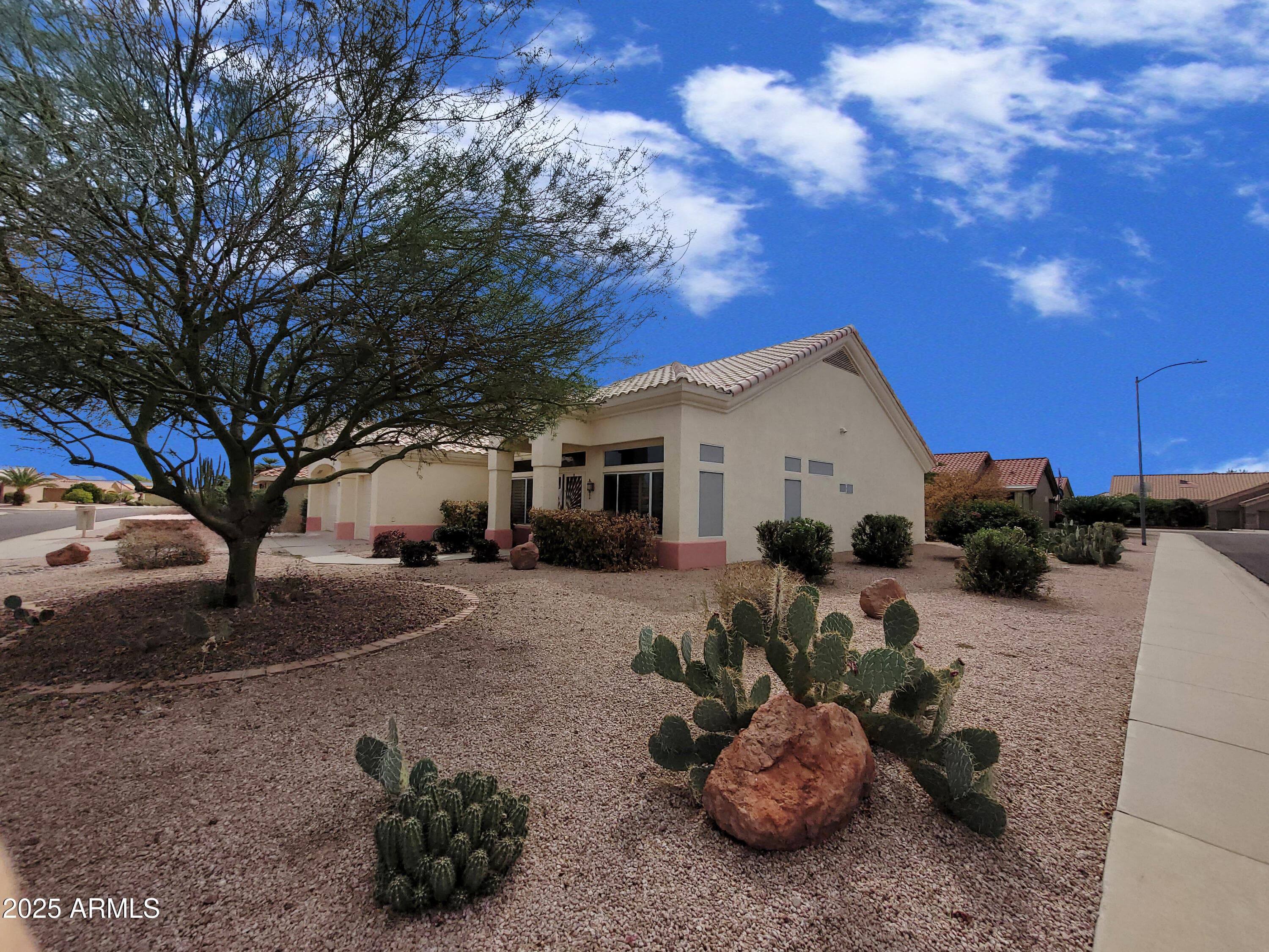 14211 W Horizon Dr — photo 1