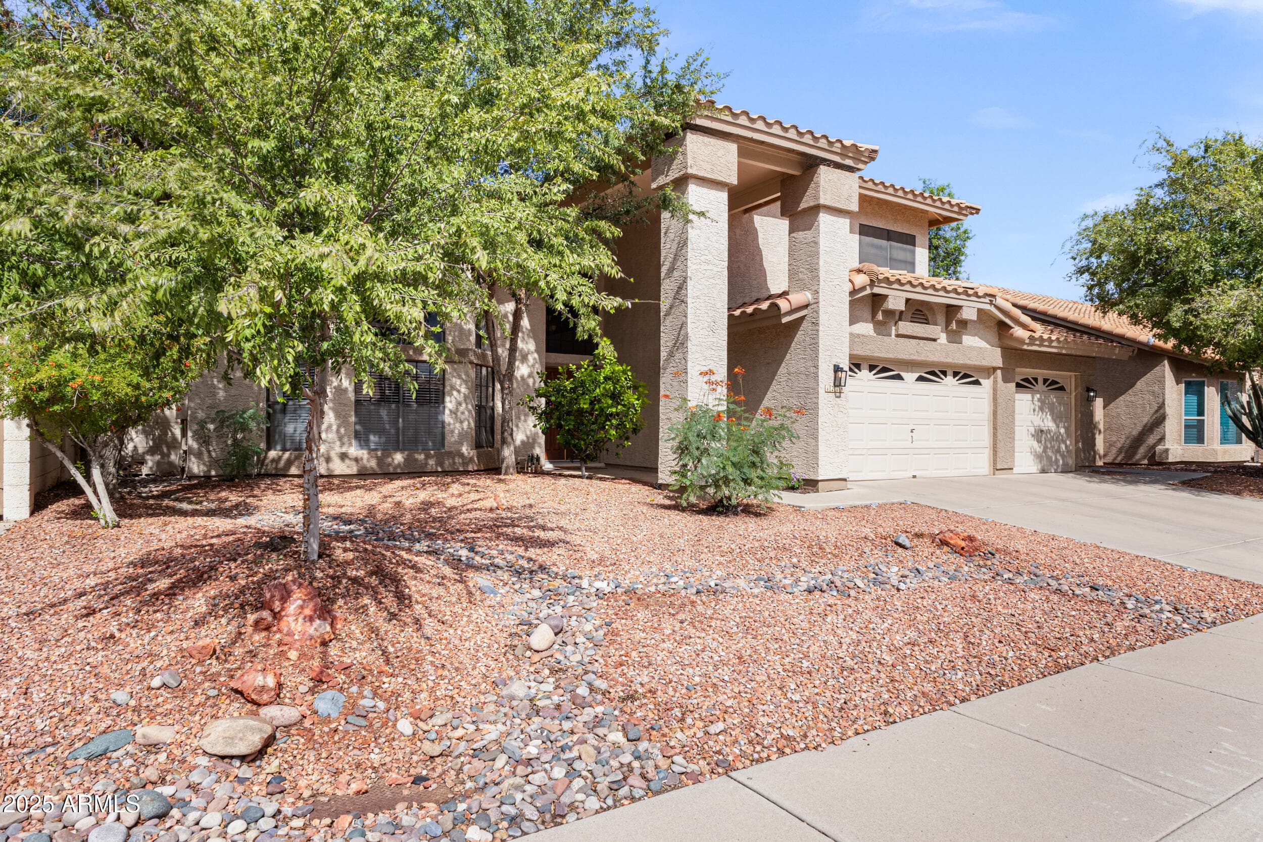 1214 W Iris Dr — photo 27