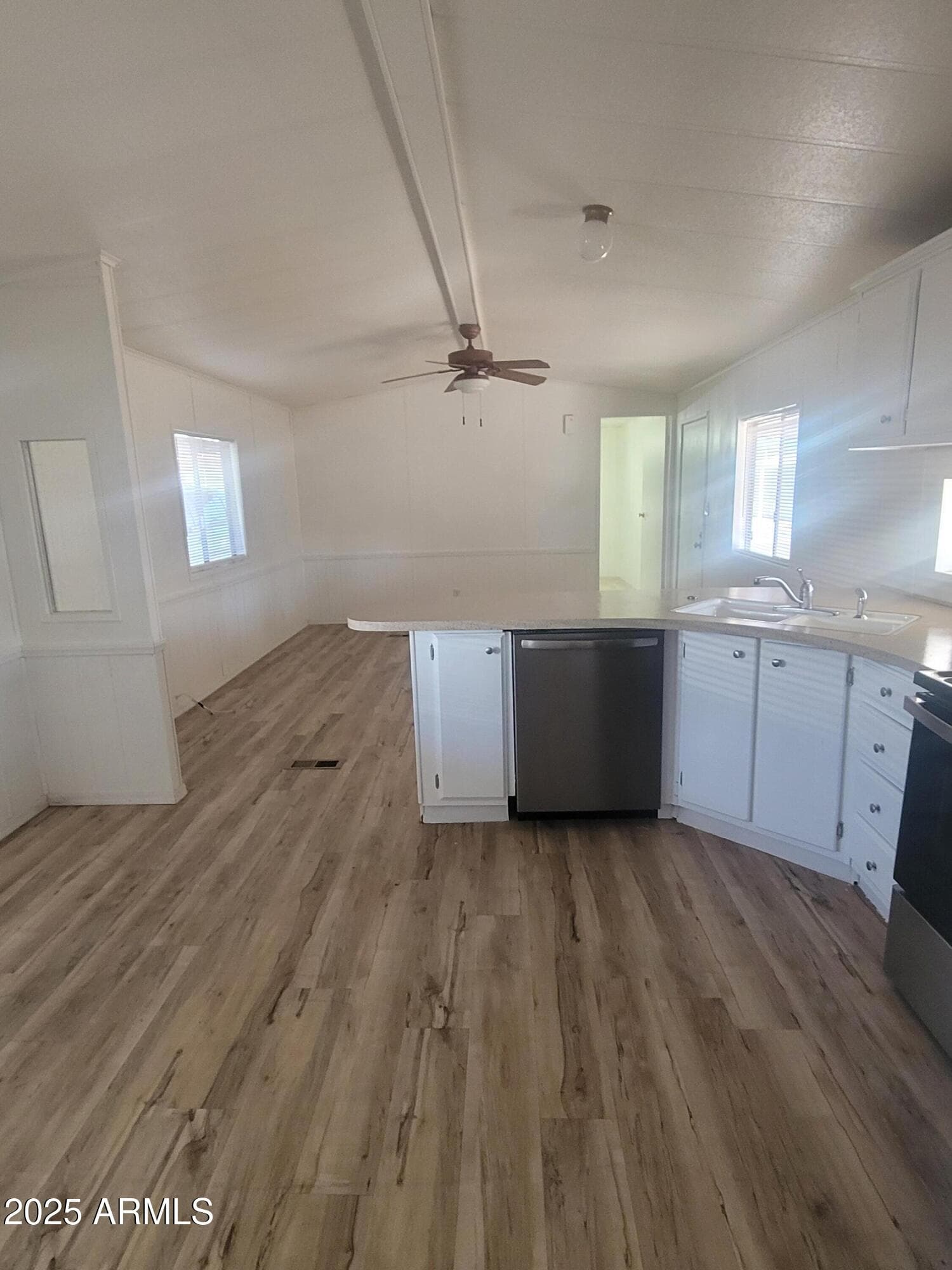 834 S Meridian Rd 123 — photo 2