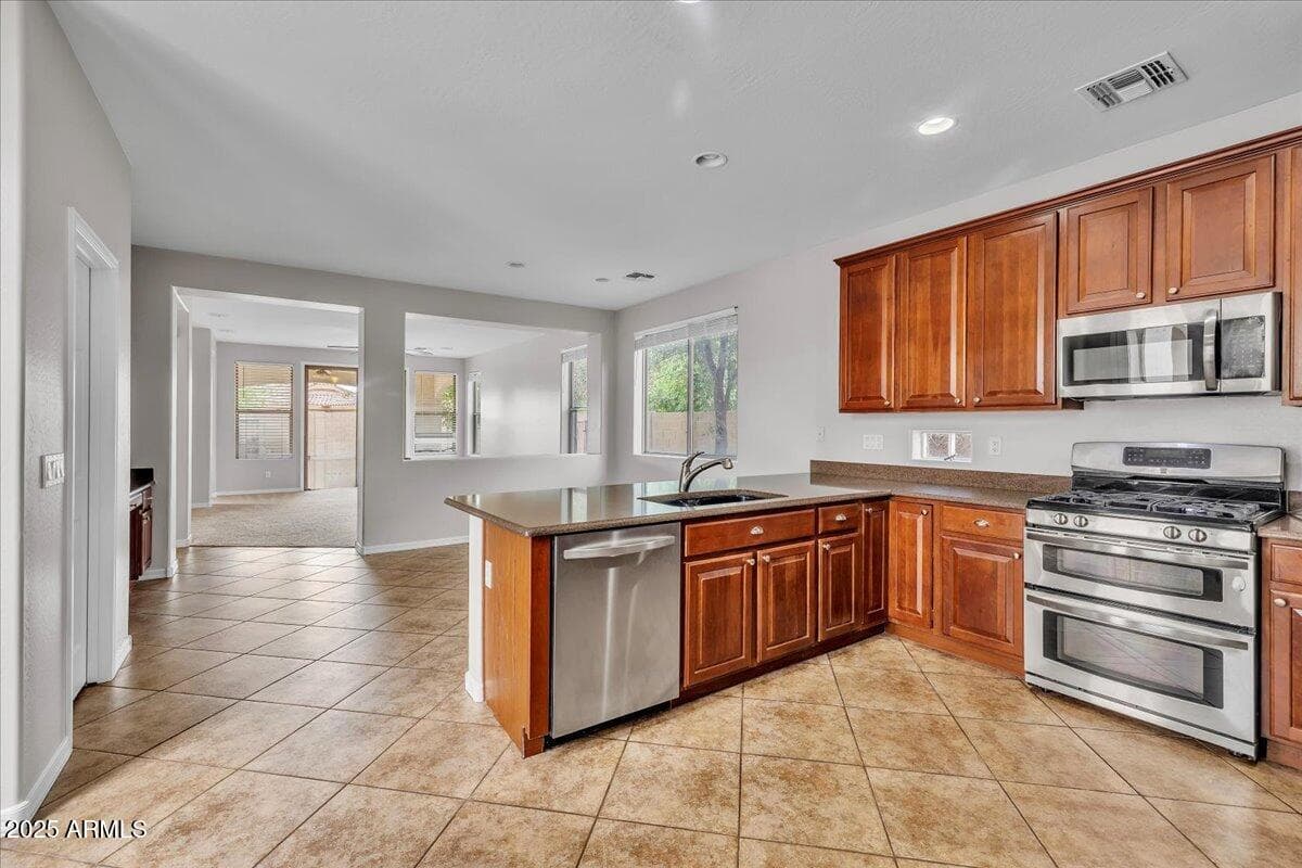 4280 N 157TH AVE - Photo 3