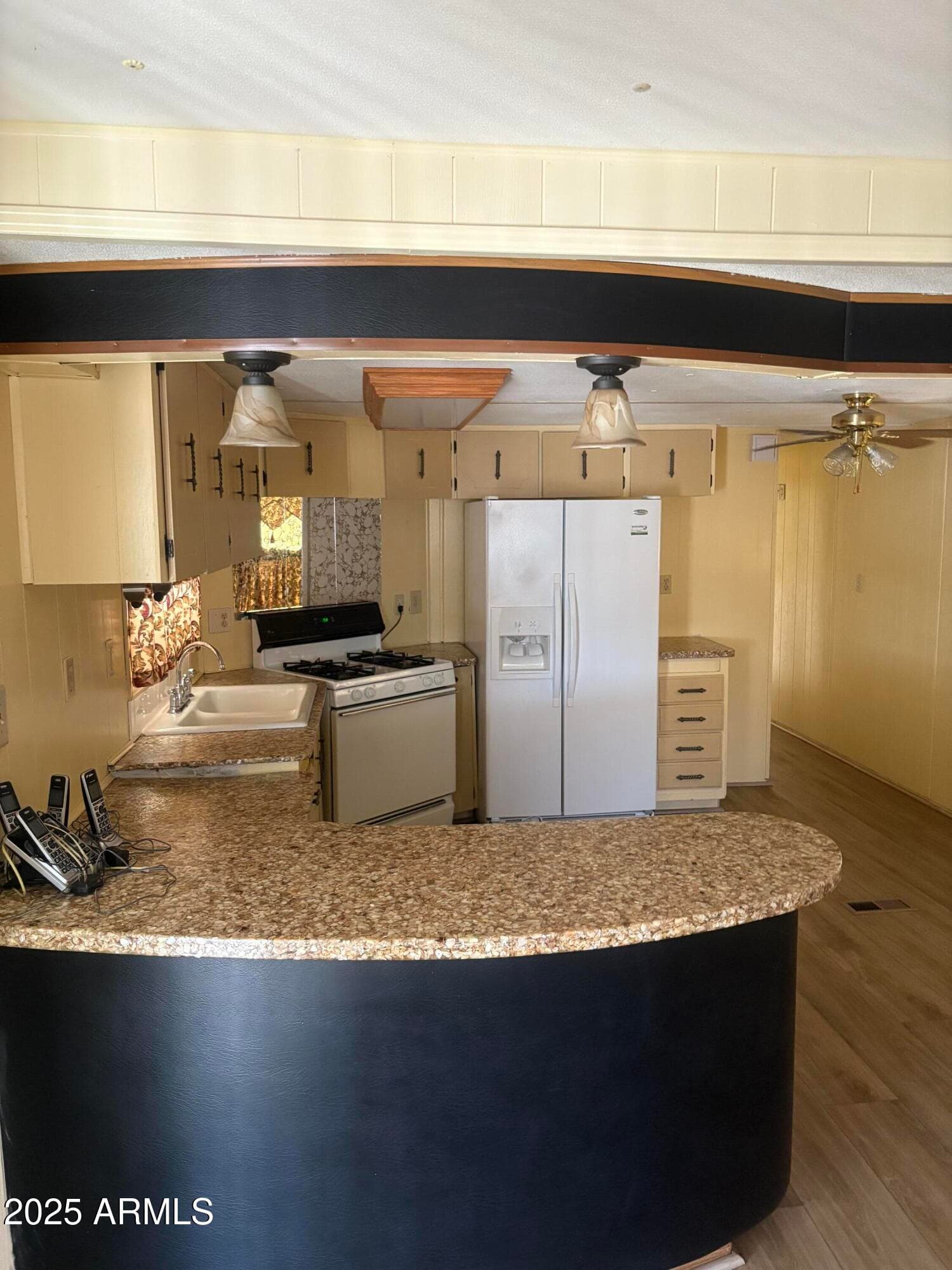 4065 E University Dr 351 — photo 19