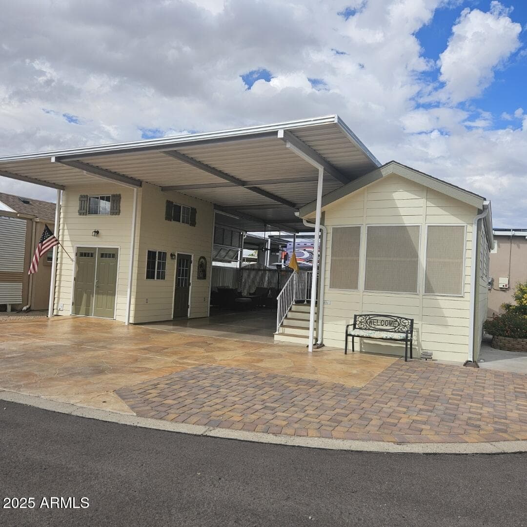17200 W Bell W Rd 901 — photo 1