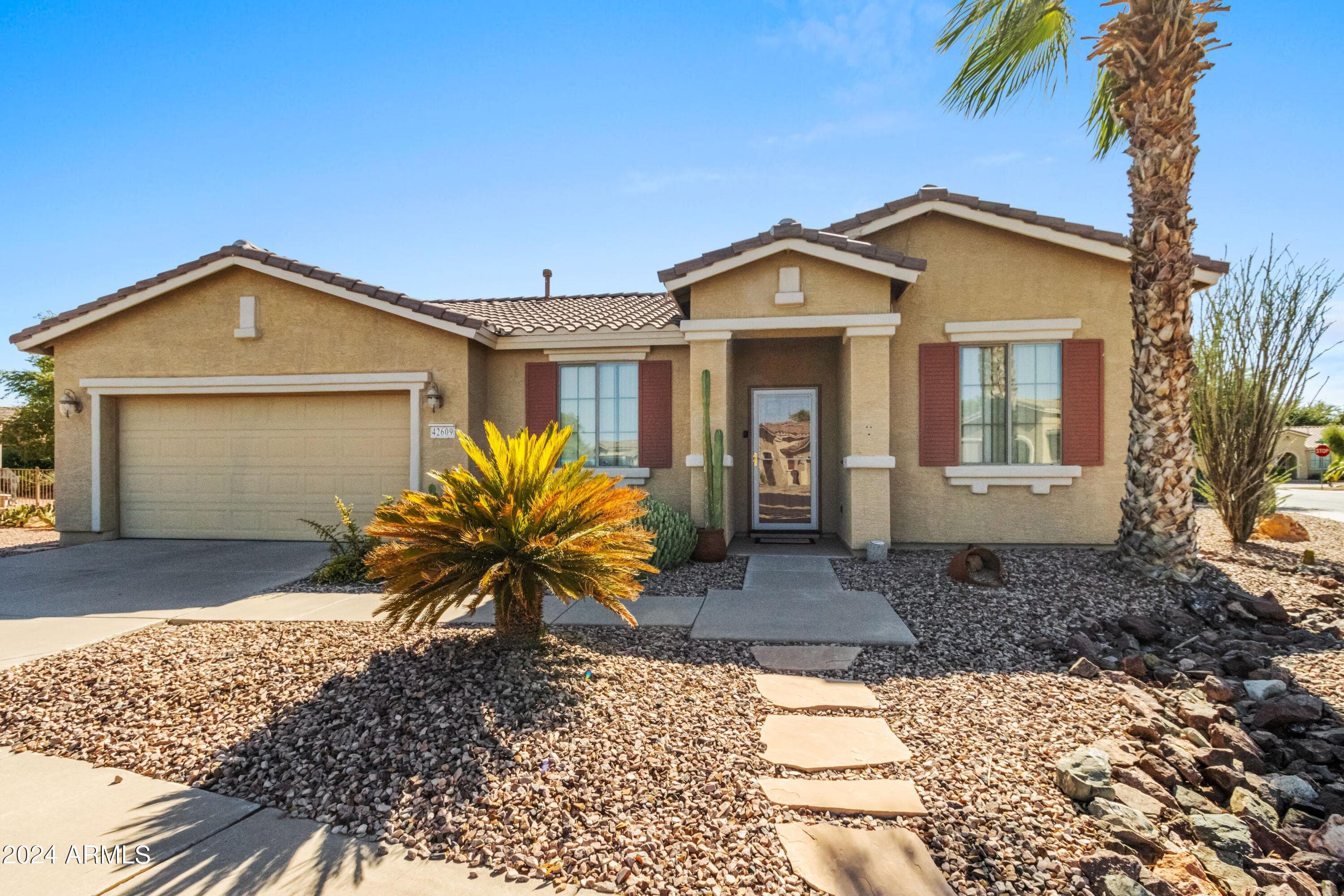 42609 W Milky Way — photo 1