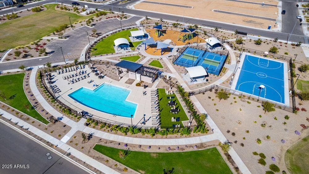 3708 N 103rd Ave — photo 35