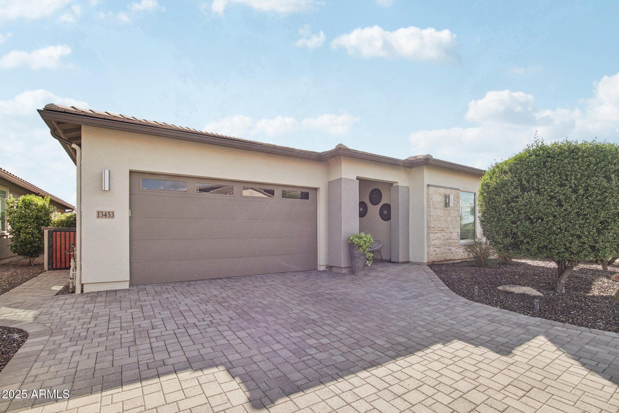 13453 W Evergreen Terrace — photo 1