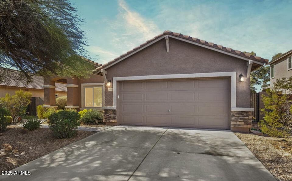 21570 N Greenway Rd — photo 2