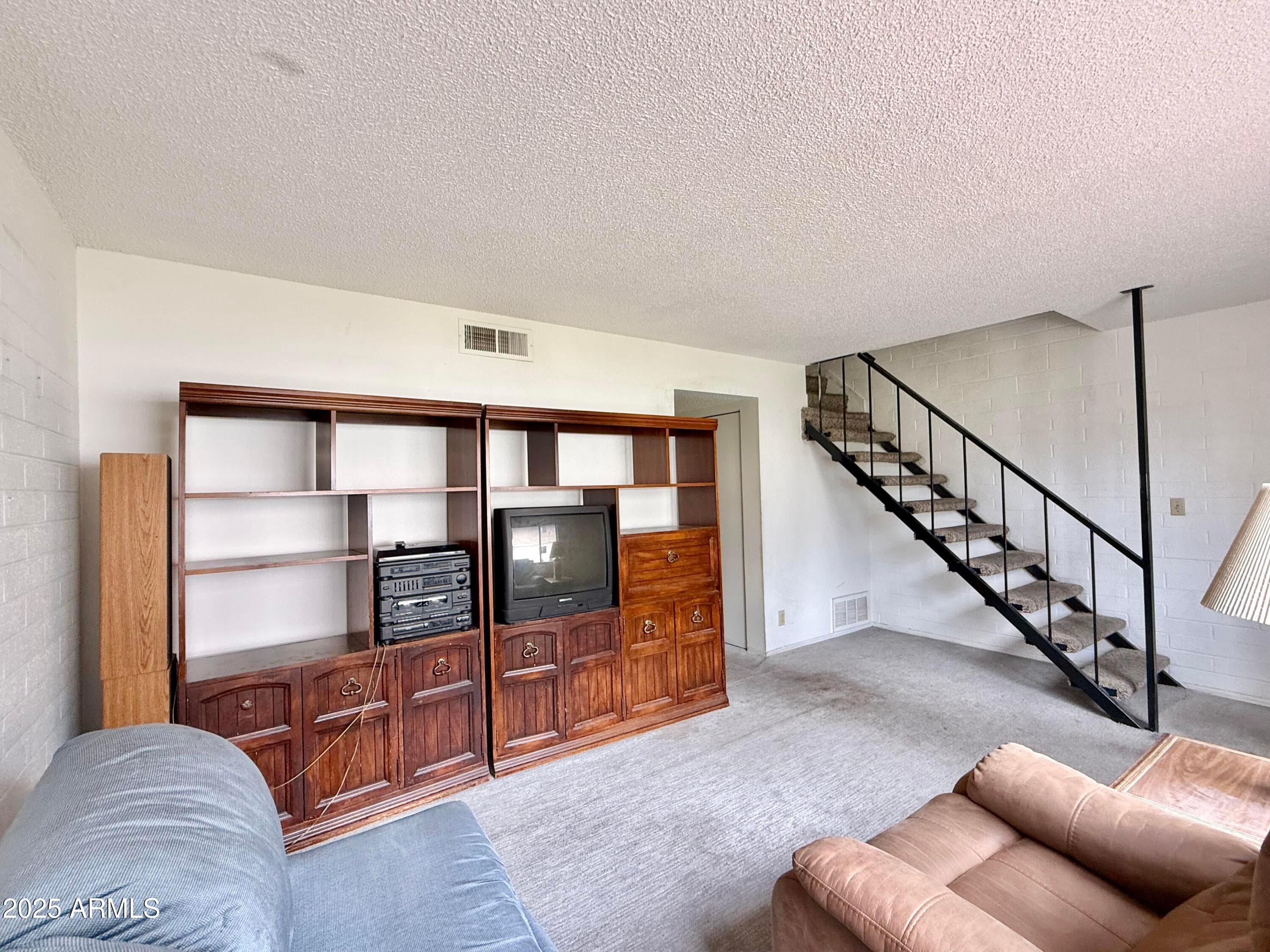 8210 E GARFIELD ST - Photo 4