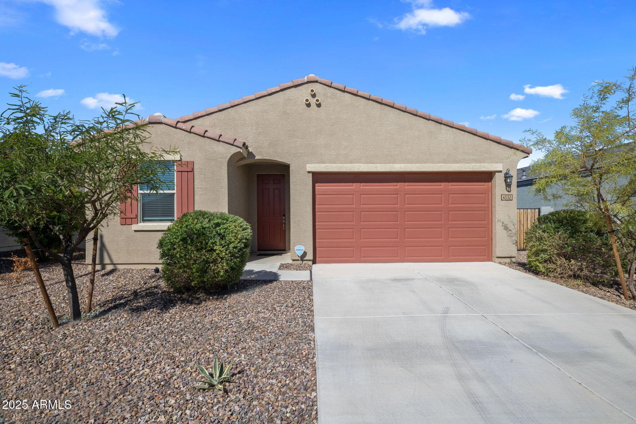 4532 W Sweetbush Way — photo 1