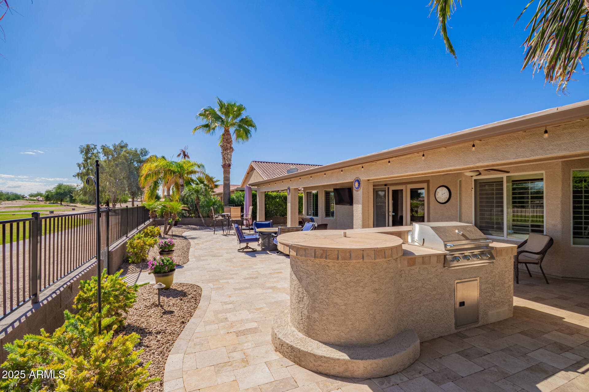 463 N SANTIAGO TRAIL - Photo 3