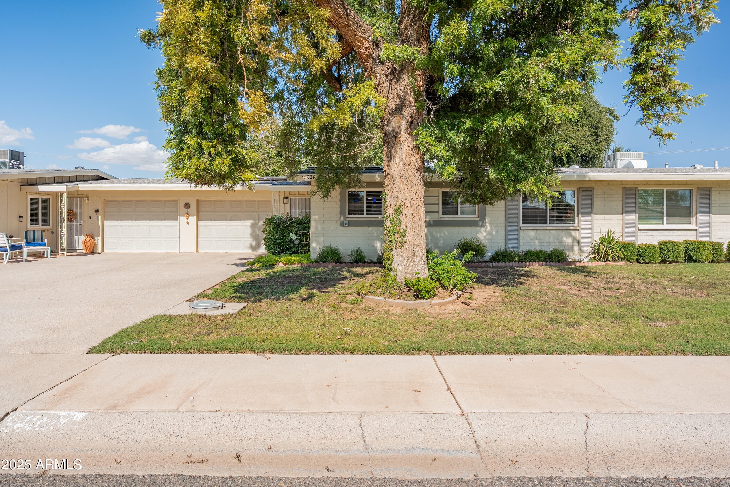 10926 W ABBOTT AVE - Photo 5