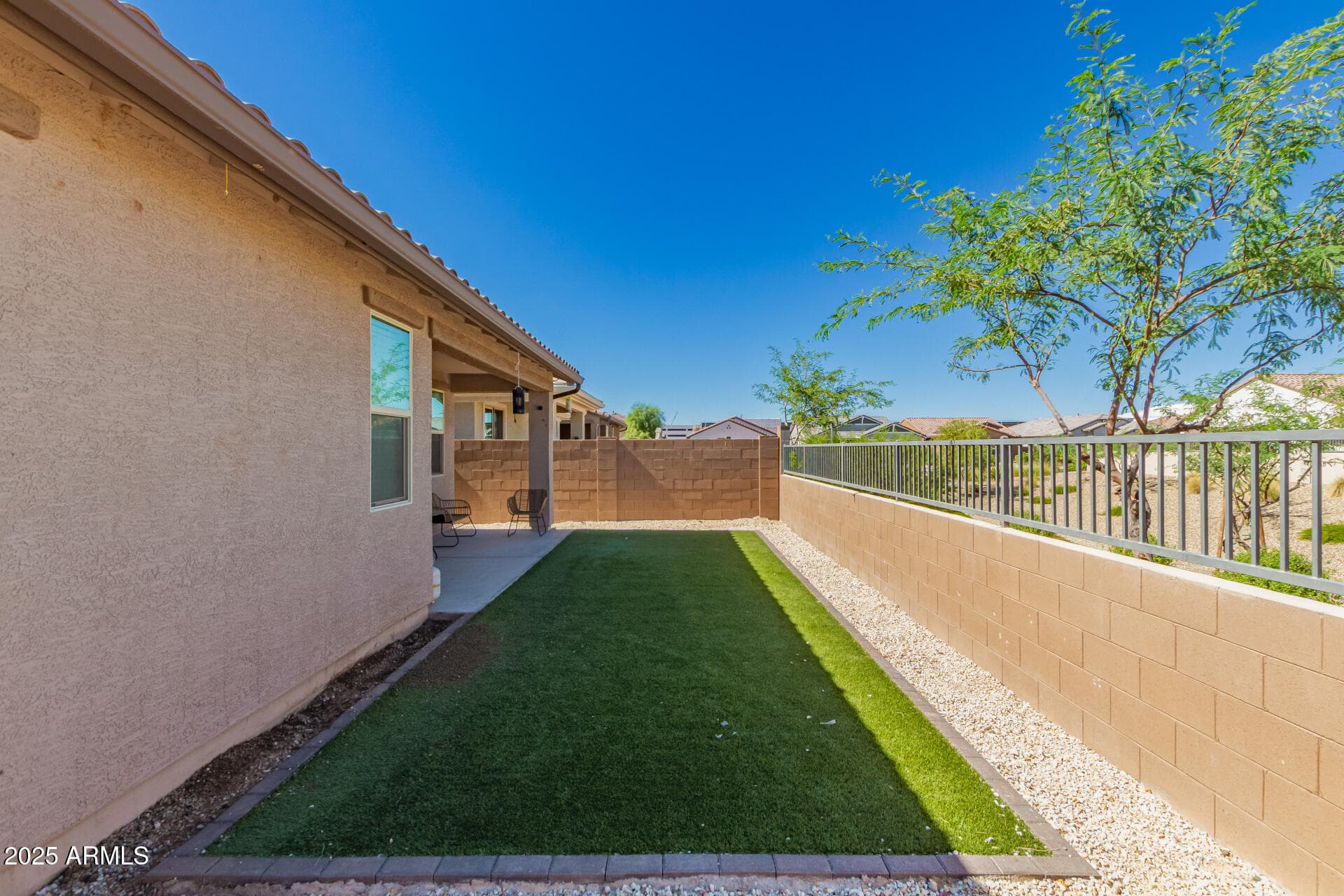 9004 W Solano Dr — photo 29