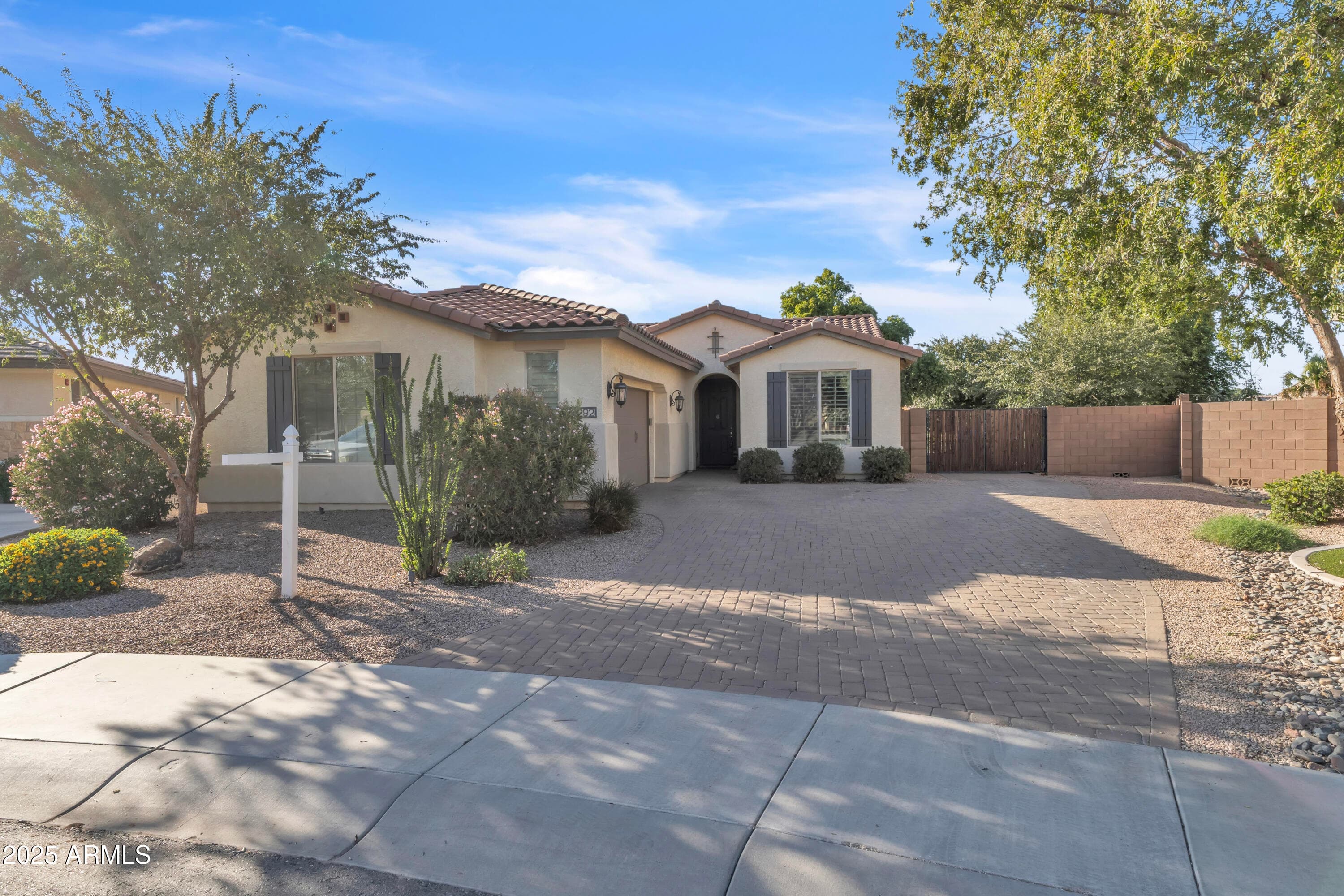 2292 S Minneola Ln — photo 2