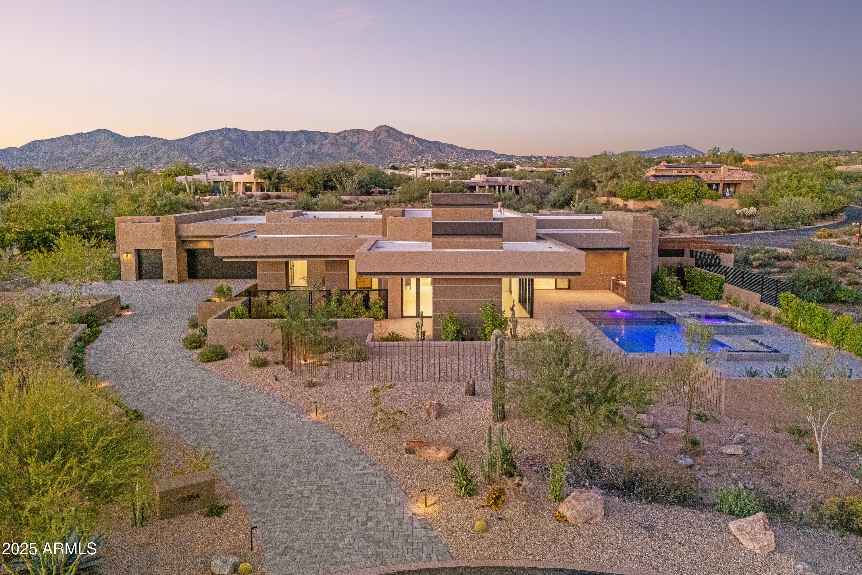 10354 E Celestial Dr — photo 2