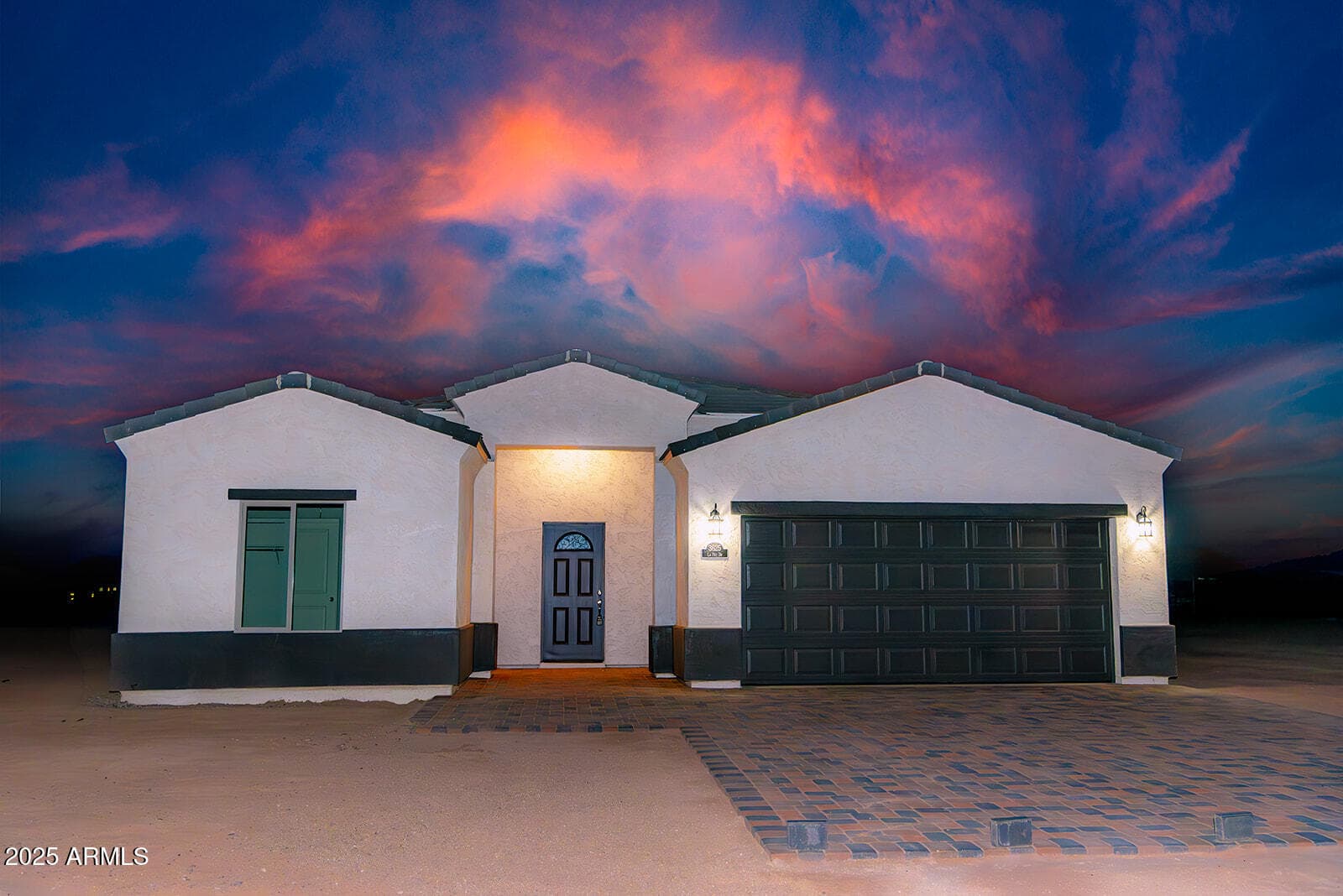 8145 W Pineveta Dr — photo 1