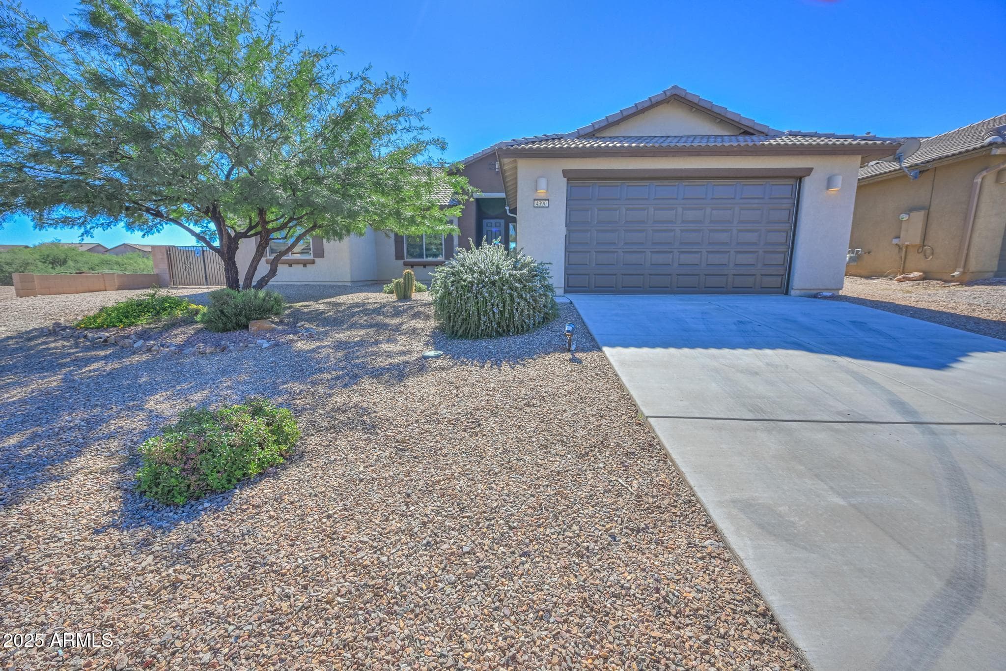 4390 Christopher Dr — photo 2