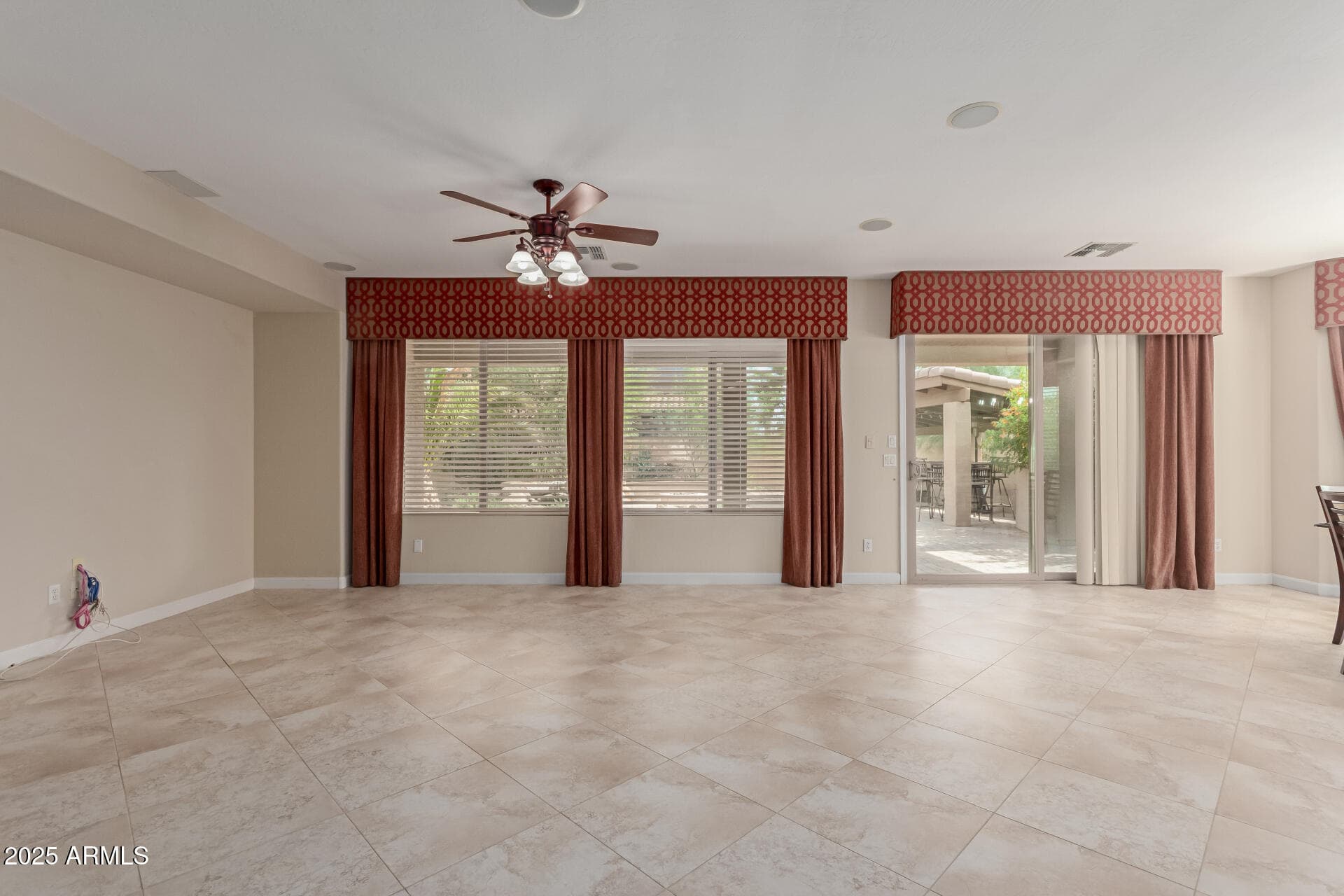 5317 N CORDES DR - Photo 5