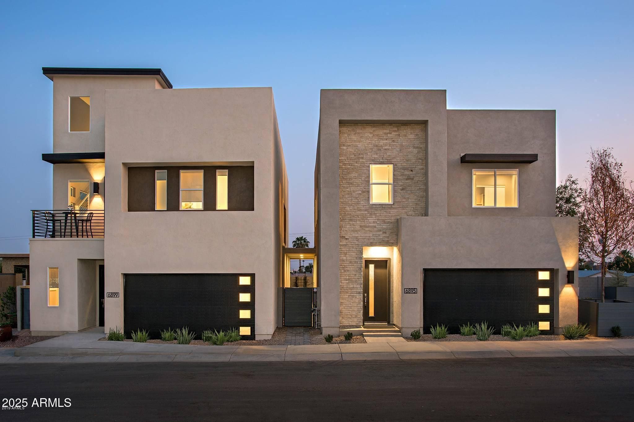 6806 E Lyra Dr — photo 2