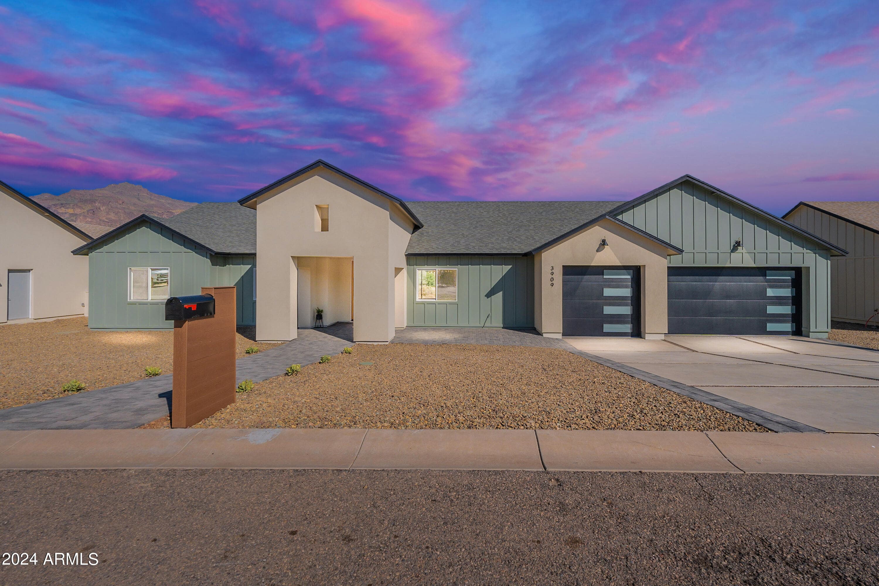 3909 S Veronica Ln — photo 1