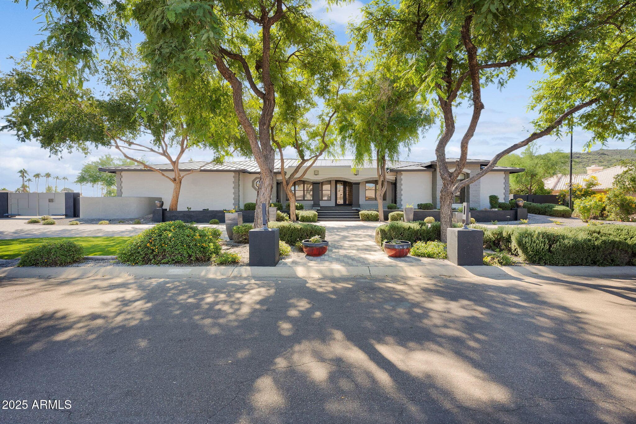 5509 W SOFT WIND DR - Photo 4