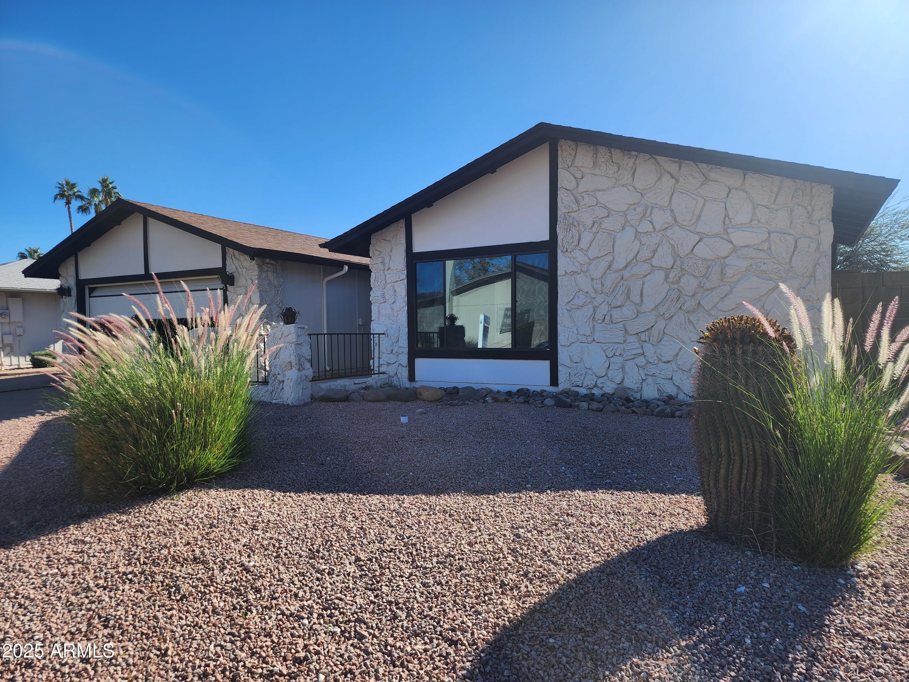 11449 S Iroquois Dr — photo 2