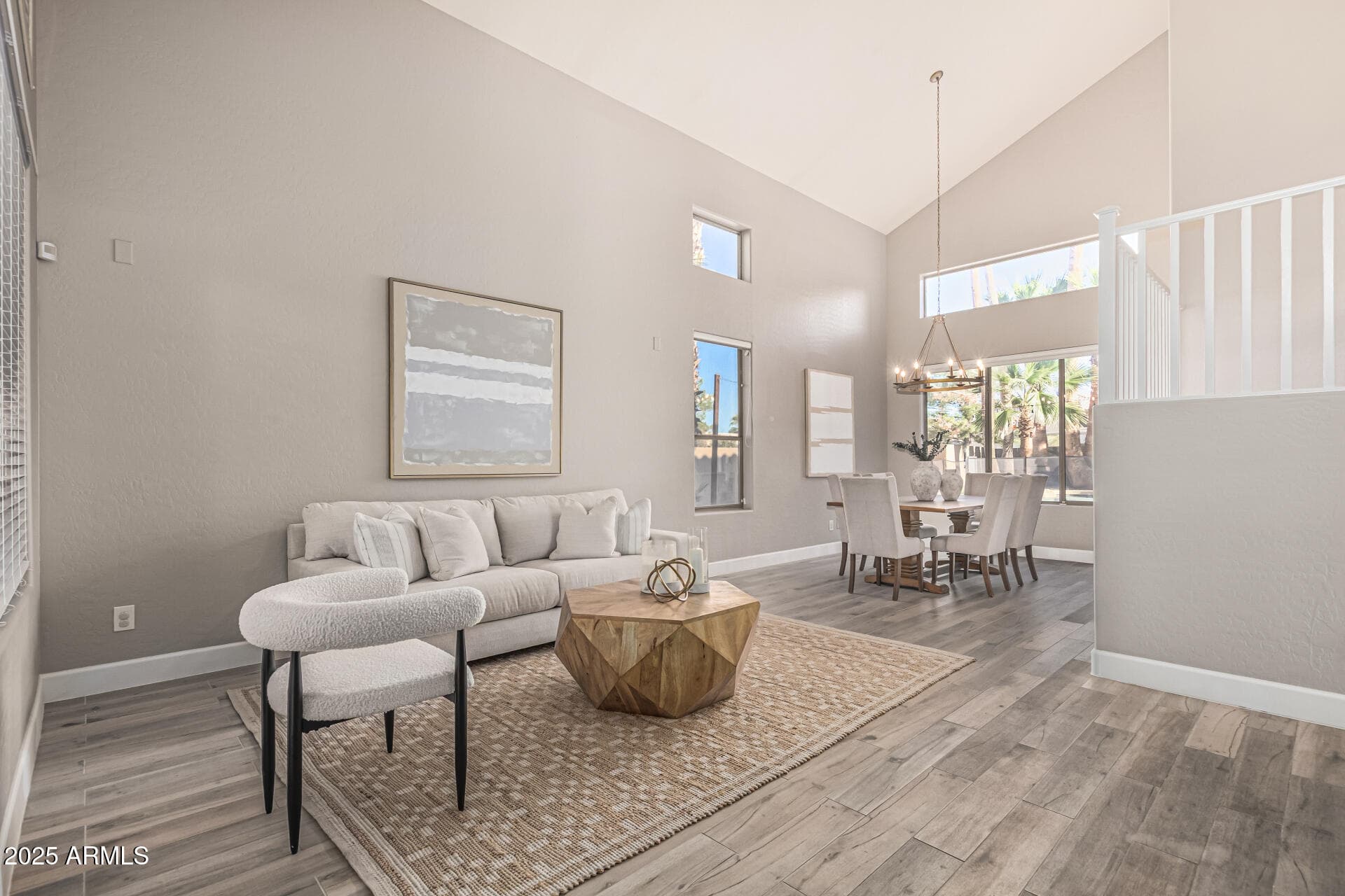 2224 W Olive Way — photo 1