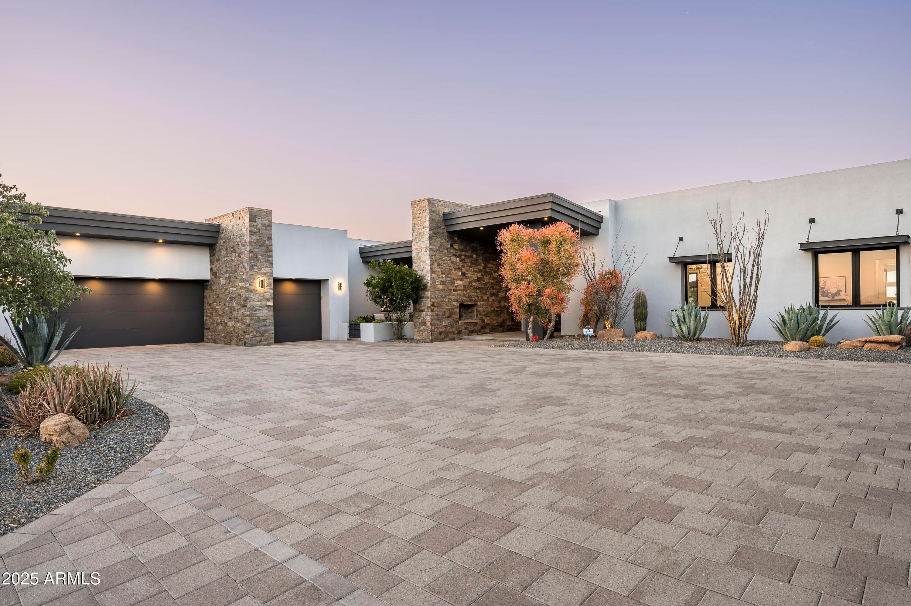 8822 E Chino Dr — photo 2