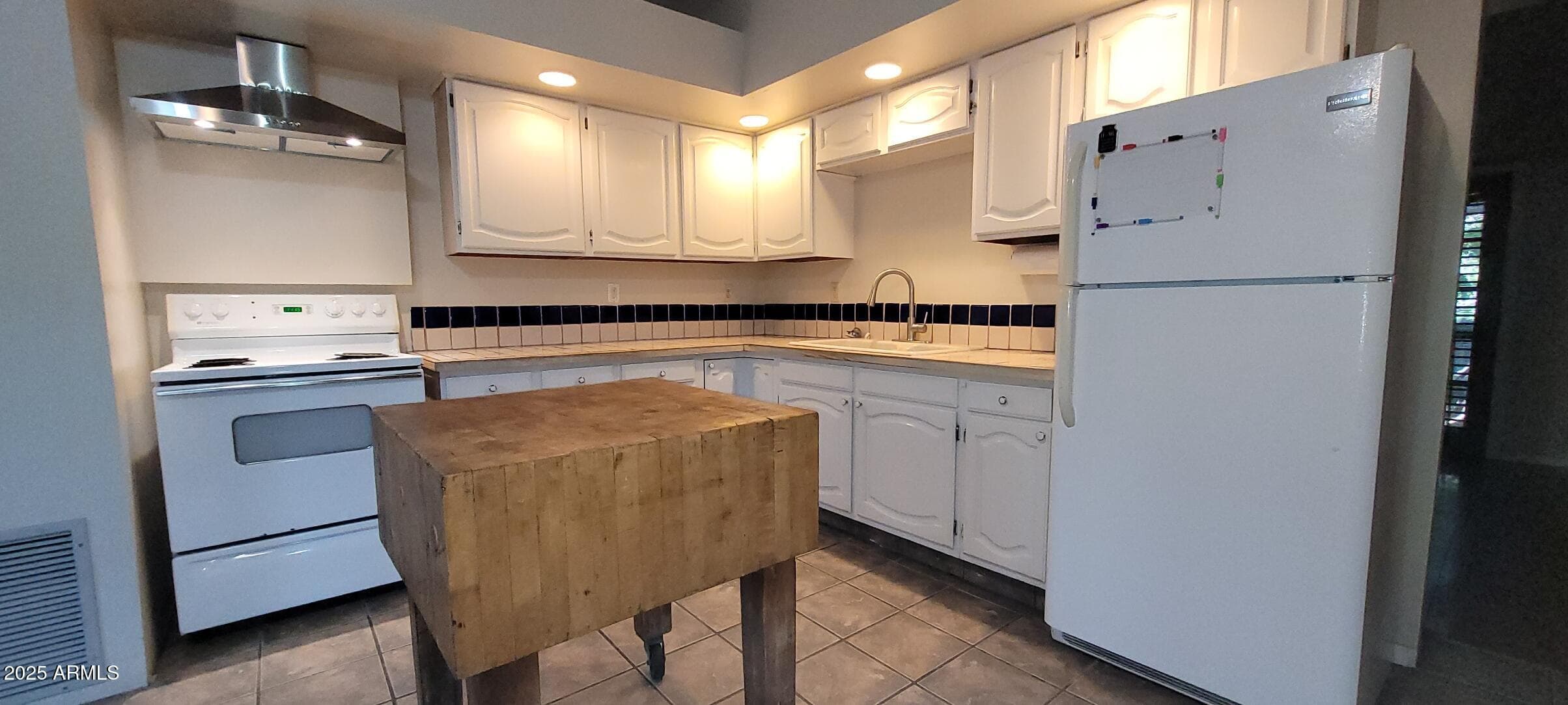 16685 W SHRINE DR - Photo 5