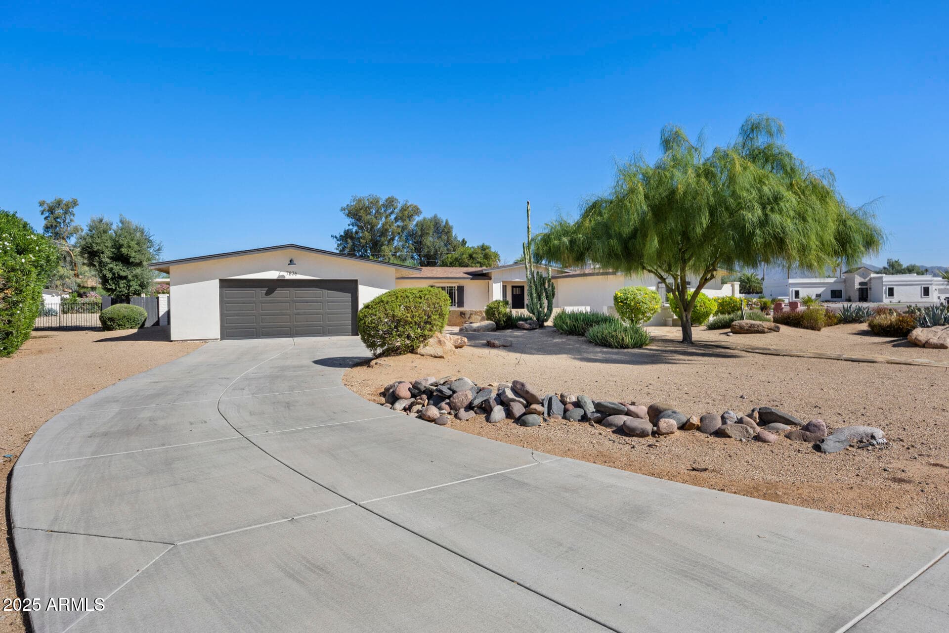 7836 E Davenport Dr — photo 28