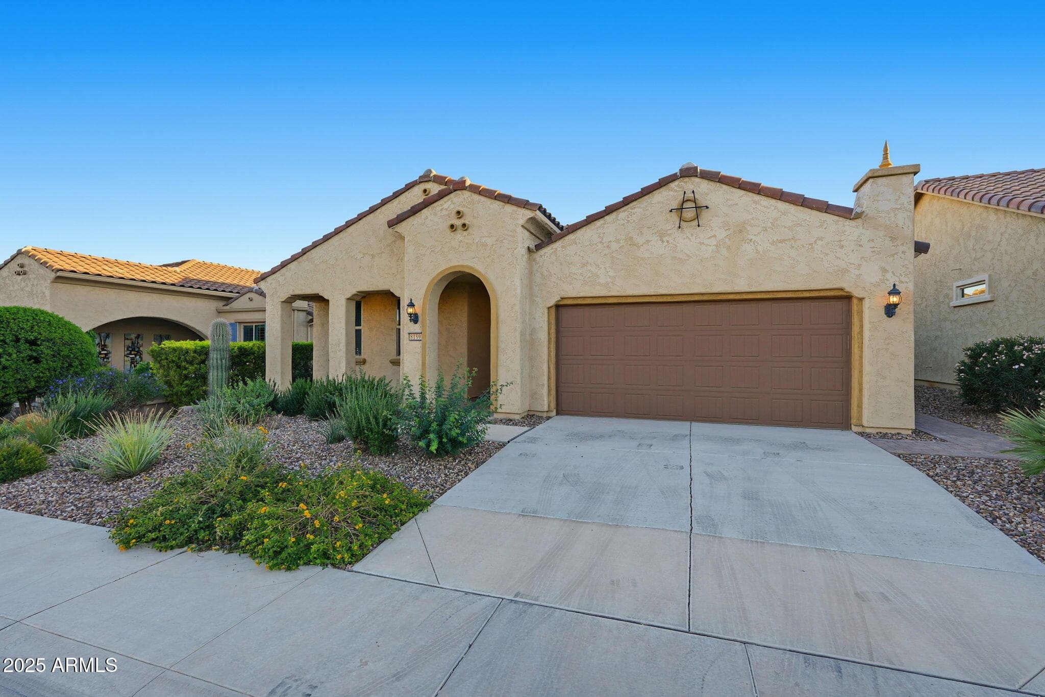 8159 W CINDER BROOK WAY - Photo 1